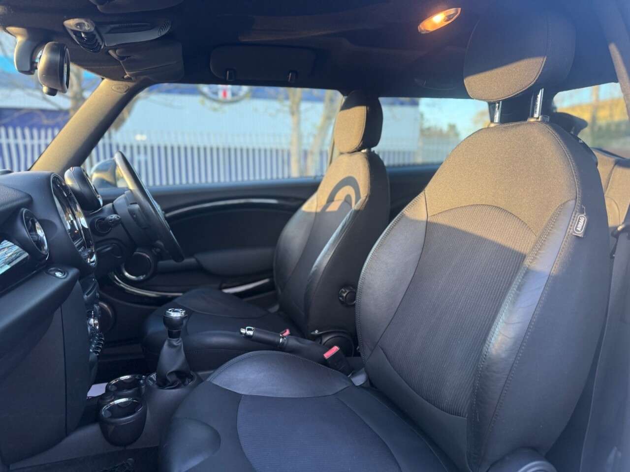 2011 MINI HATCH 2011 MINI HATCH