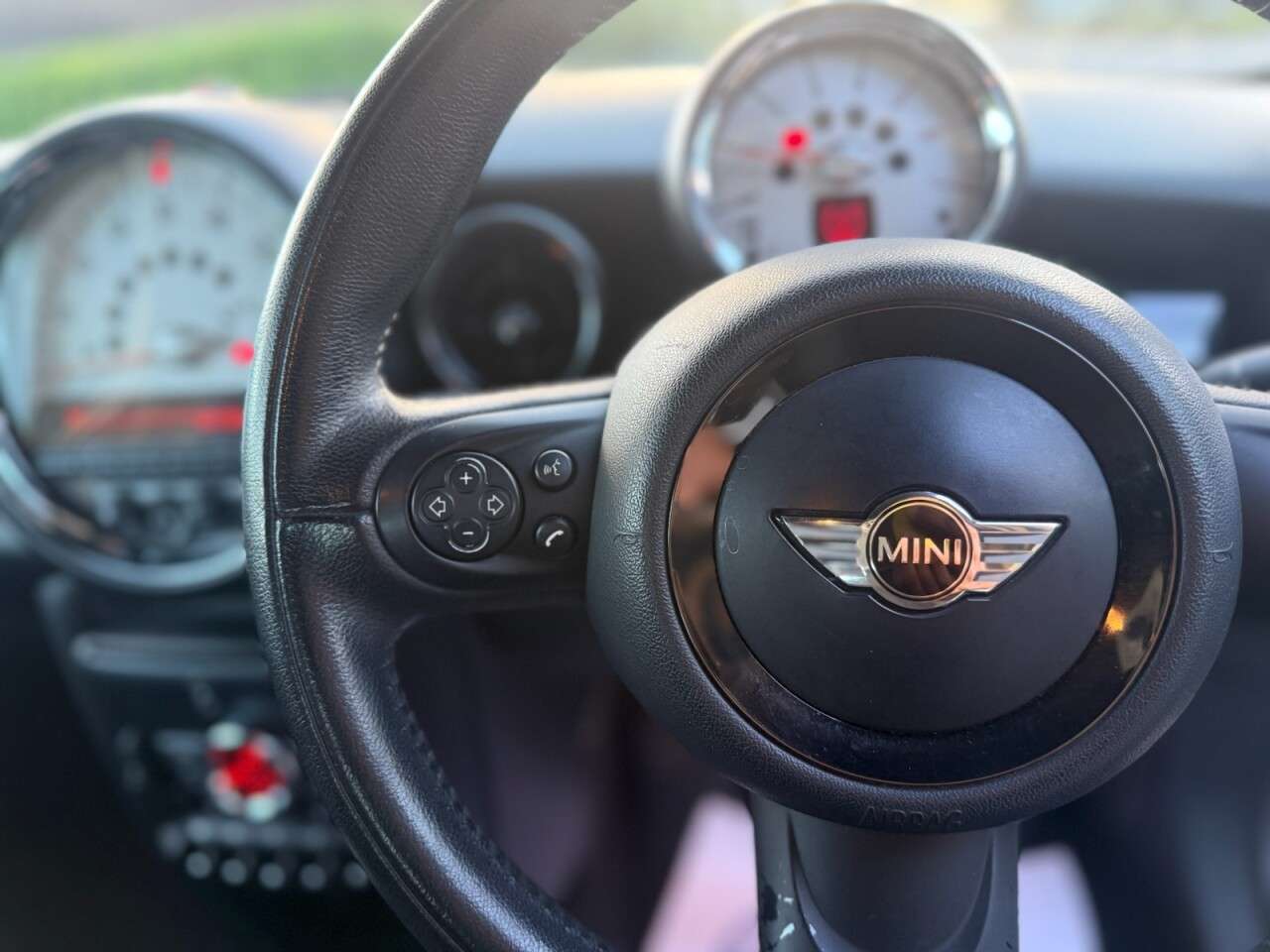 2011 MINI HATCH 2011 MINI HATCH