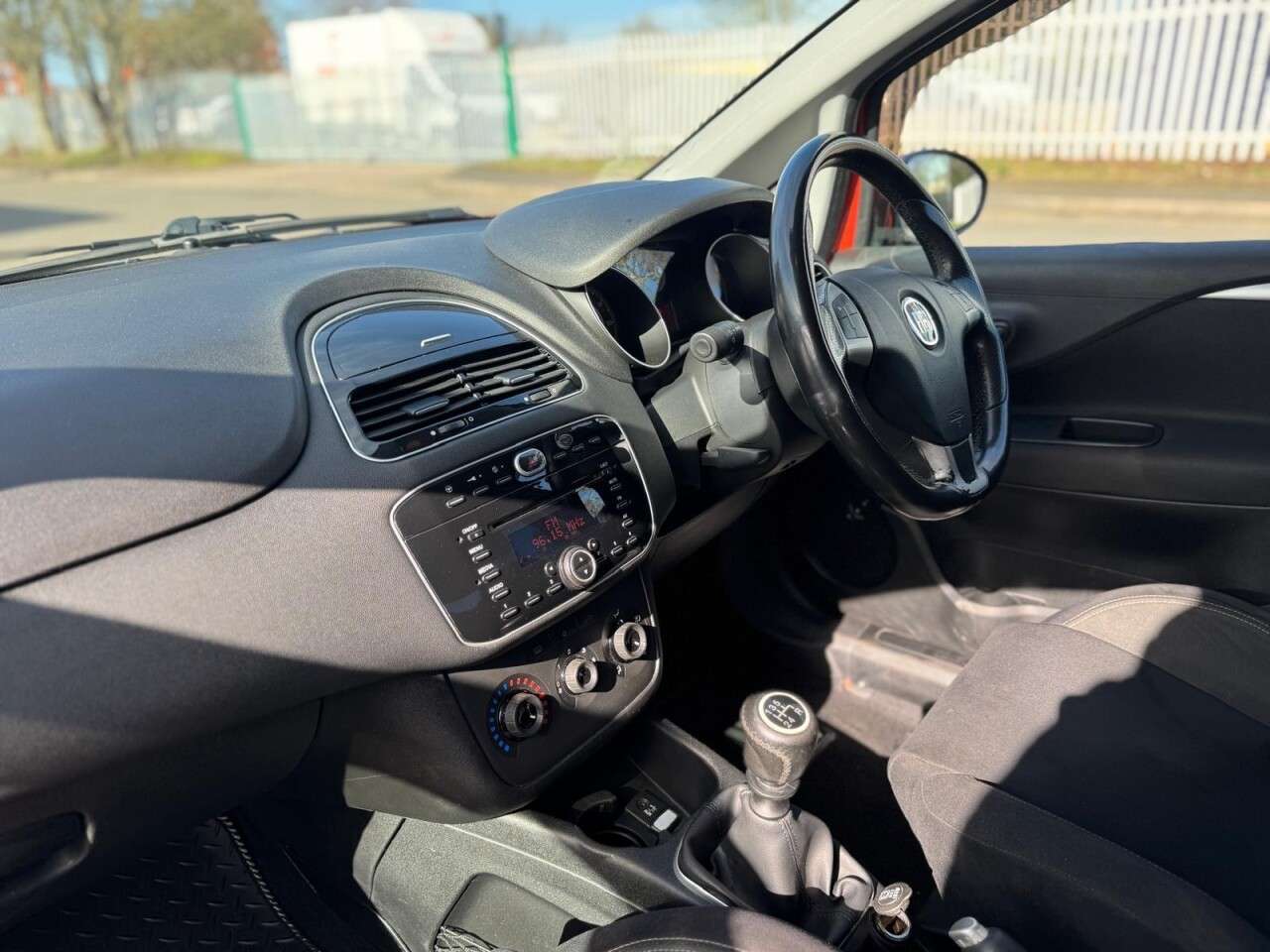 2014 FIAT PUNTO 2014 FIAT PUNTO