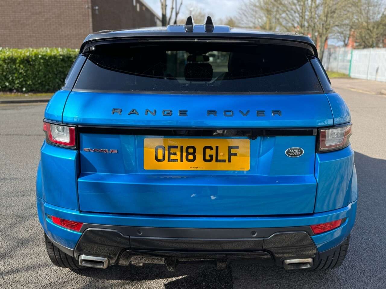 A 2018 LAND ROVER RANGE ROVER EVOQUE 2.0 TD4 Landmark SUV 5dr Diesel Auto 4WD Euro 6 (s/s) (180 ps) A 2018 LAND ROVER RANGE ROVER EVOQUE 2.0 TD4 Landmark SUV 5dr Diesel Auto 4WD Euro 6 (s/s) (180 ps)