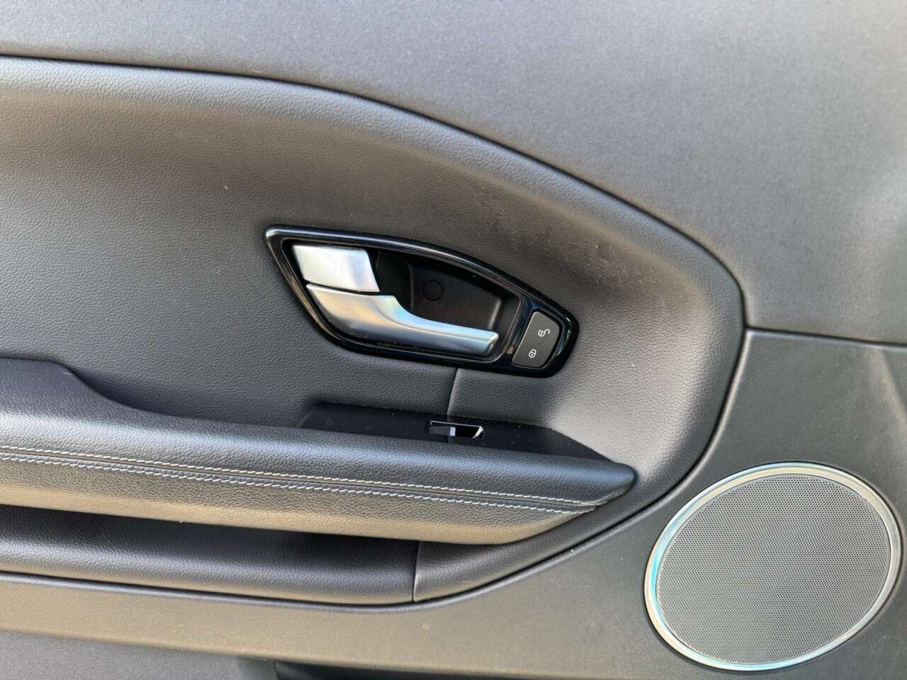 2018 LAND ROVER RANGE ROVER EVOQUE 2018 LAND ROVER RANGE ROVER EVOQUE