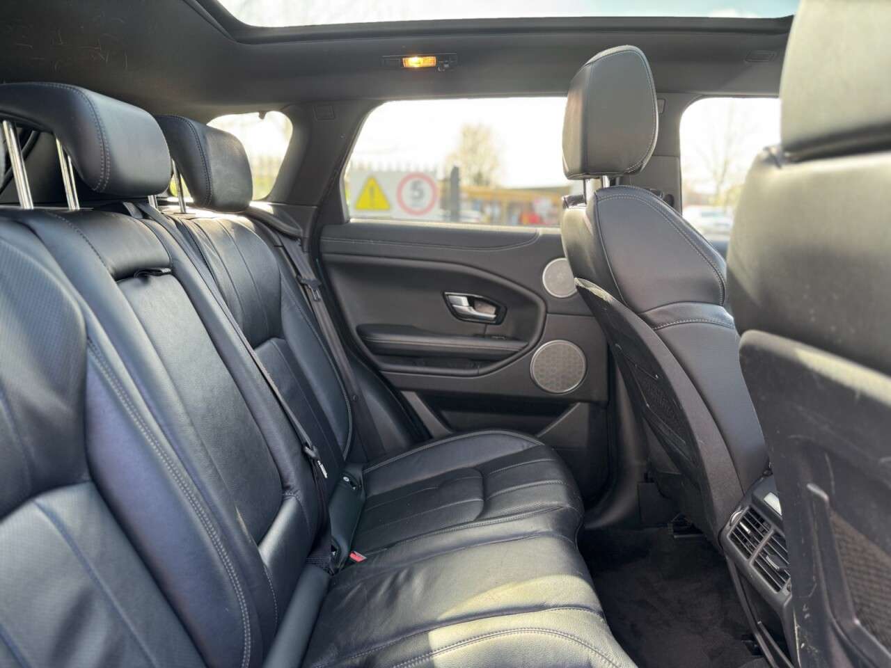 2018 LAND ROVER RANGE ROVER EVOQUE 2018 LAND ROVER RANGE ROVER EVOQUE