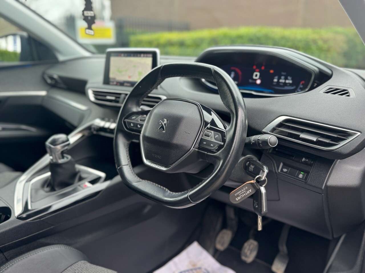 2017 PEUGEOT 3008 2017 PEUGEOT 3008