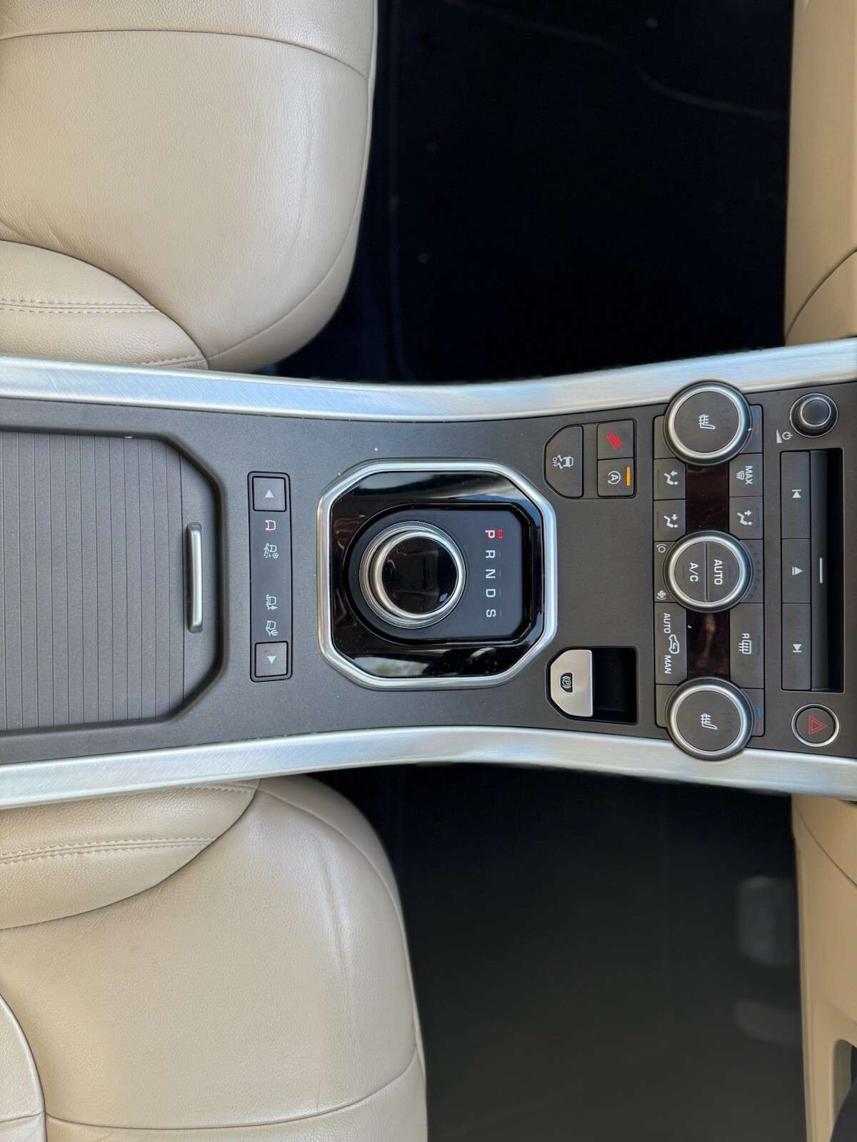 2016 LAND ROVER RANGE ROVER EVOQUE 2016 LAND ROVER RANGE ROVER EVOQUE