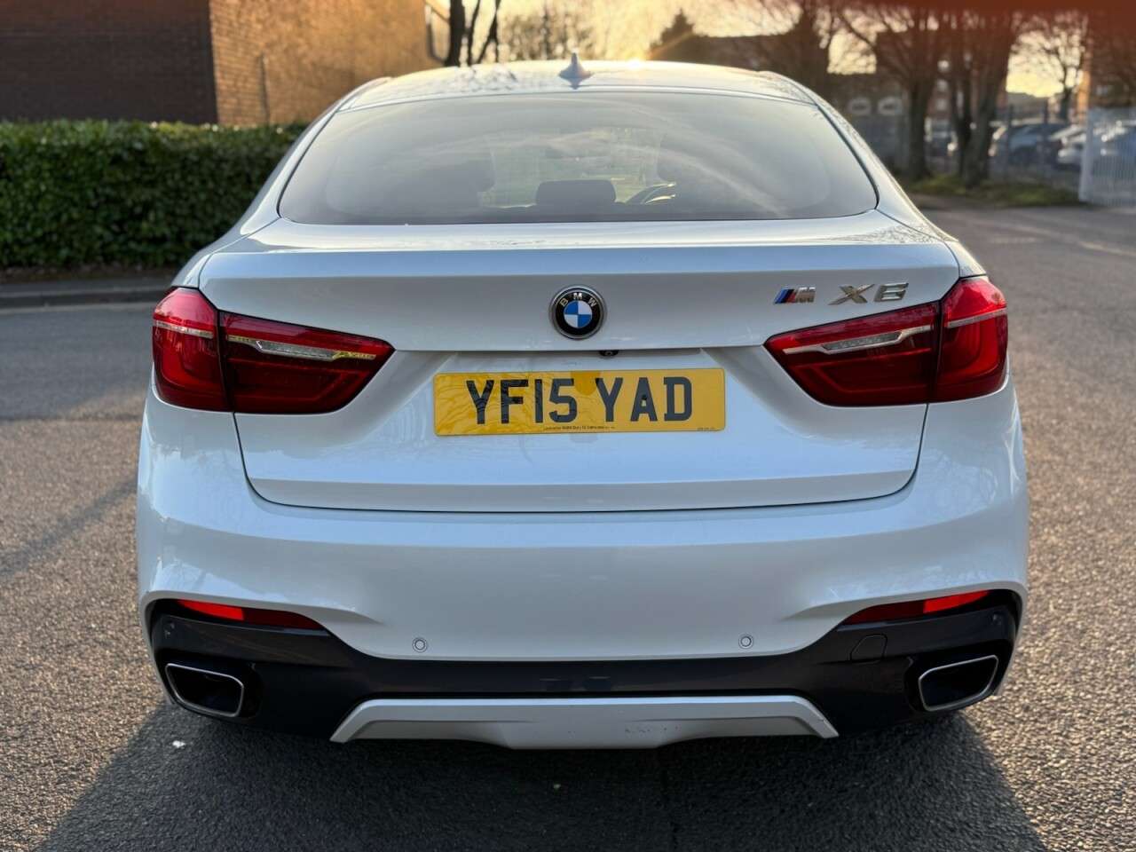 A 2015 BMW X6 3.0 40d M Sport SUV 5dr Diesel Auto xDrive Euro 6 (s/s) (313 ps) A 2015 BMW X6 3.0 40d M Sport SUV 5dr Diesel Auto xDrive Euro 6 (s/s) (313 ps)