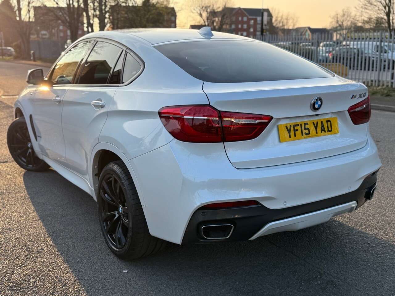 2015 BMW X6 2015 BMW X6