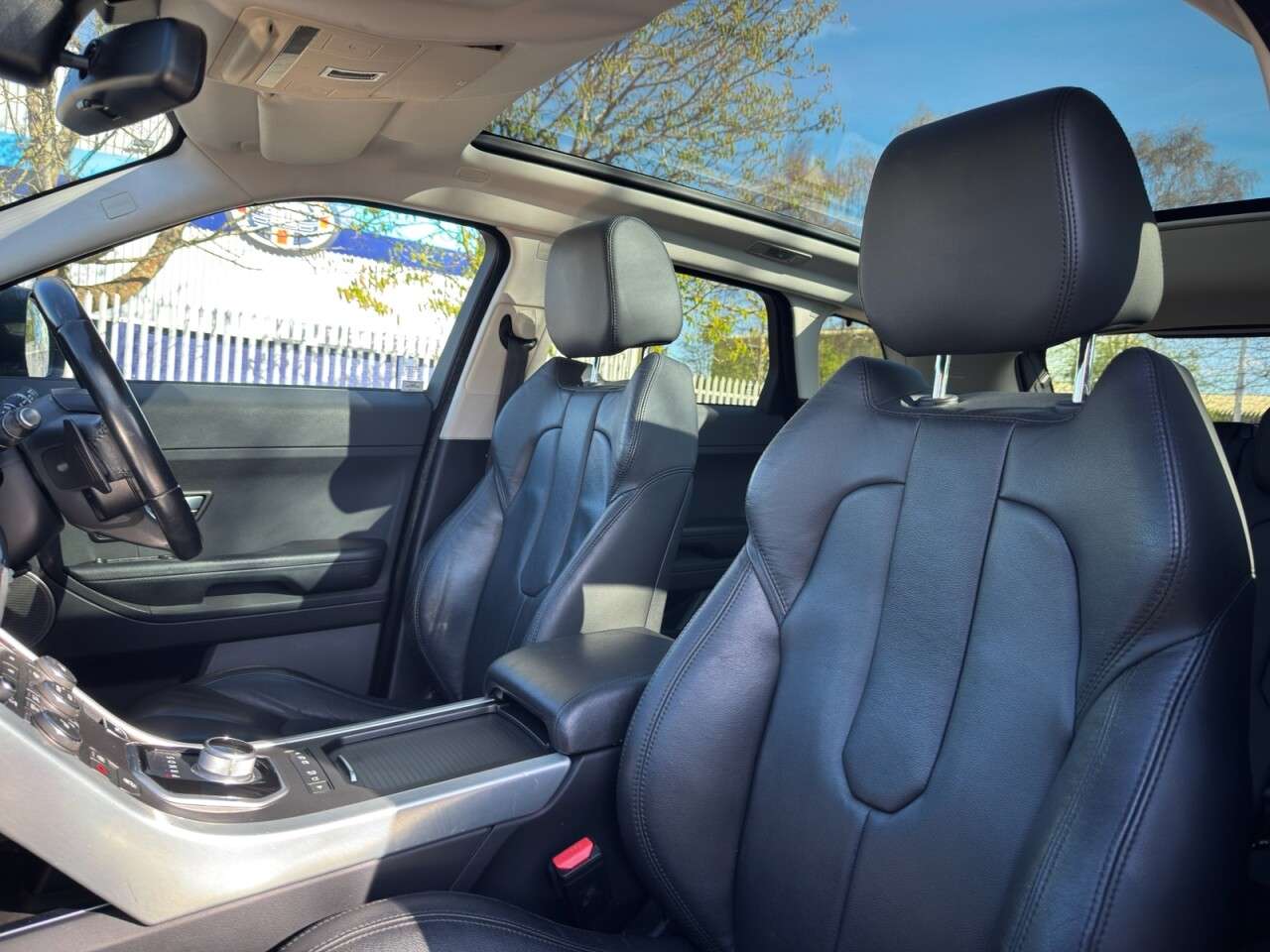 2015 LAND ROVER RANGE ROVER EVOQUE 2015 LAND ROVER RANGE ROVER EVOQUE