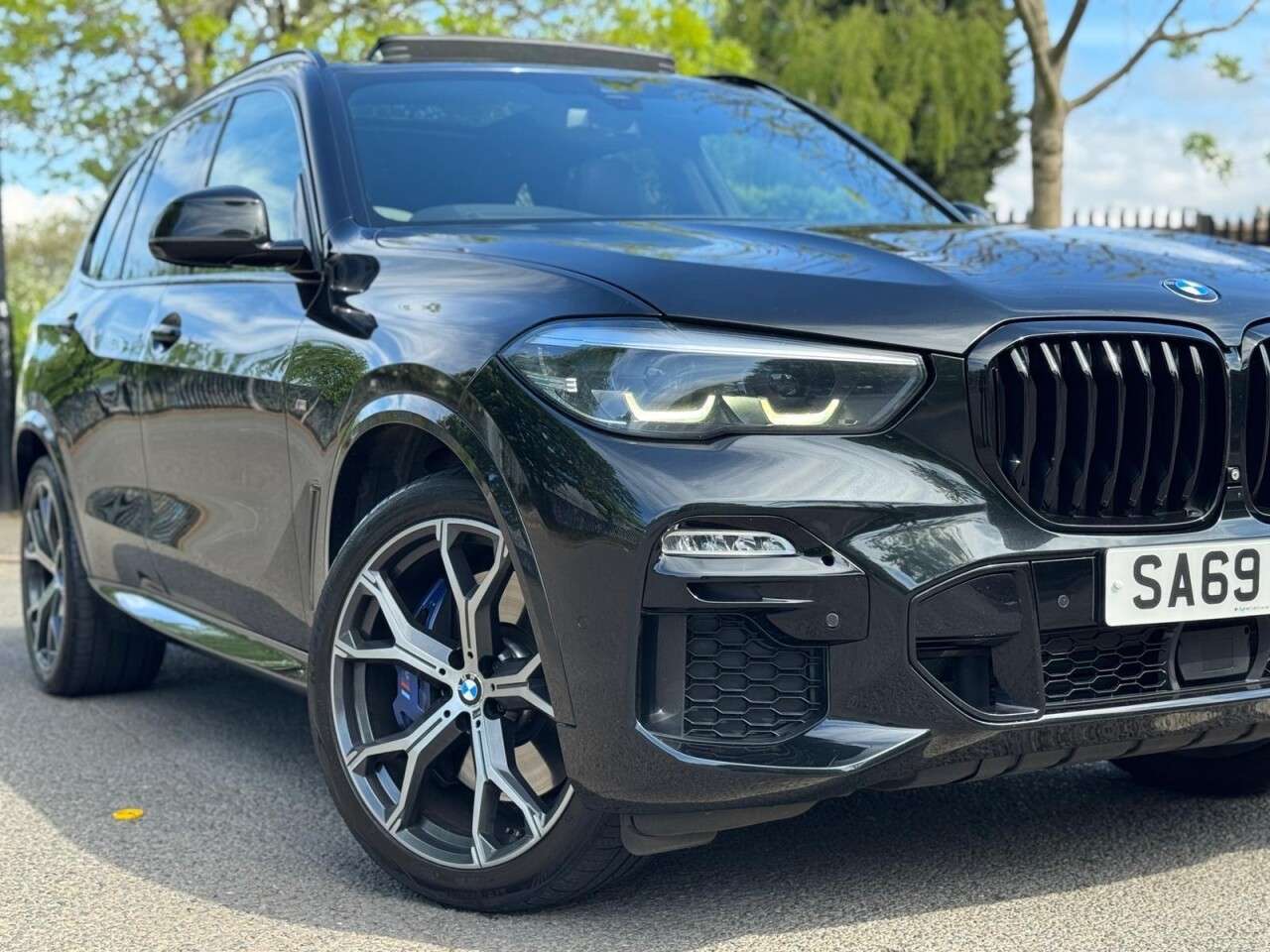 A 2019 BMW X5 3.0 30d M Sport SUV 5dr Diesel Auto xDrive Euro 6 (s/s) (265 ps) A 2019 BMW X5 3.0 30d M Sport SUV 5dr Diesel Auto xDrive Euro 6 (s/s) (265 ps)
