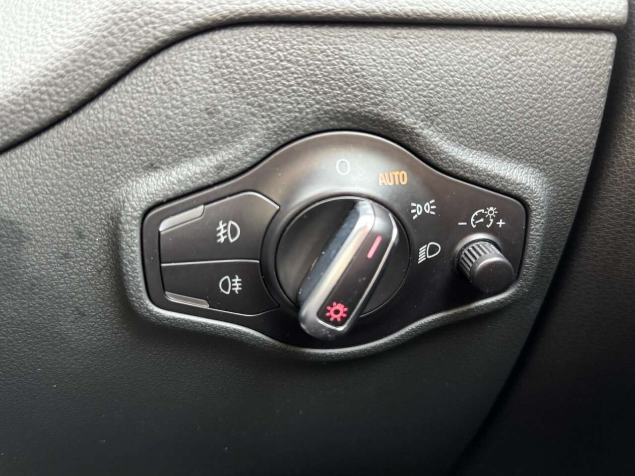 2016 AUDI Q5 2016 AUDI Q5