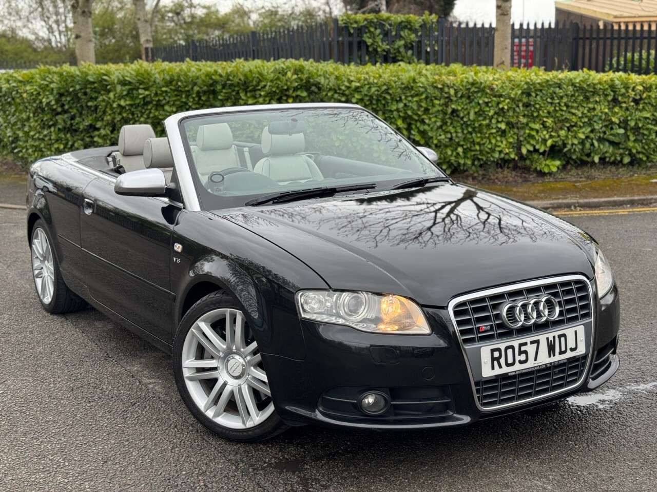 A 2007 AUDI S4 CABRIOLET 4.2 Convertible 2dr Petrol Tiptronic quattro (302 g/km, 339 bhp) A 2007 AUDI S4 CABRIOLET 4.2 Convertible 2dr Petrol Tiptronic quattro (302 g/km, 339 bhp)