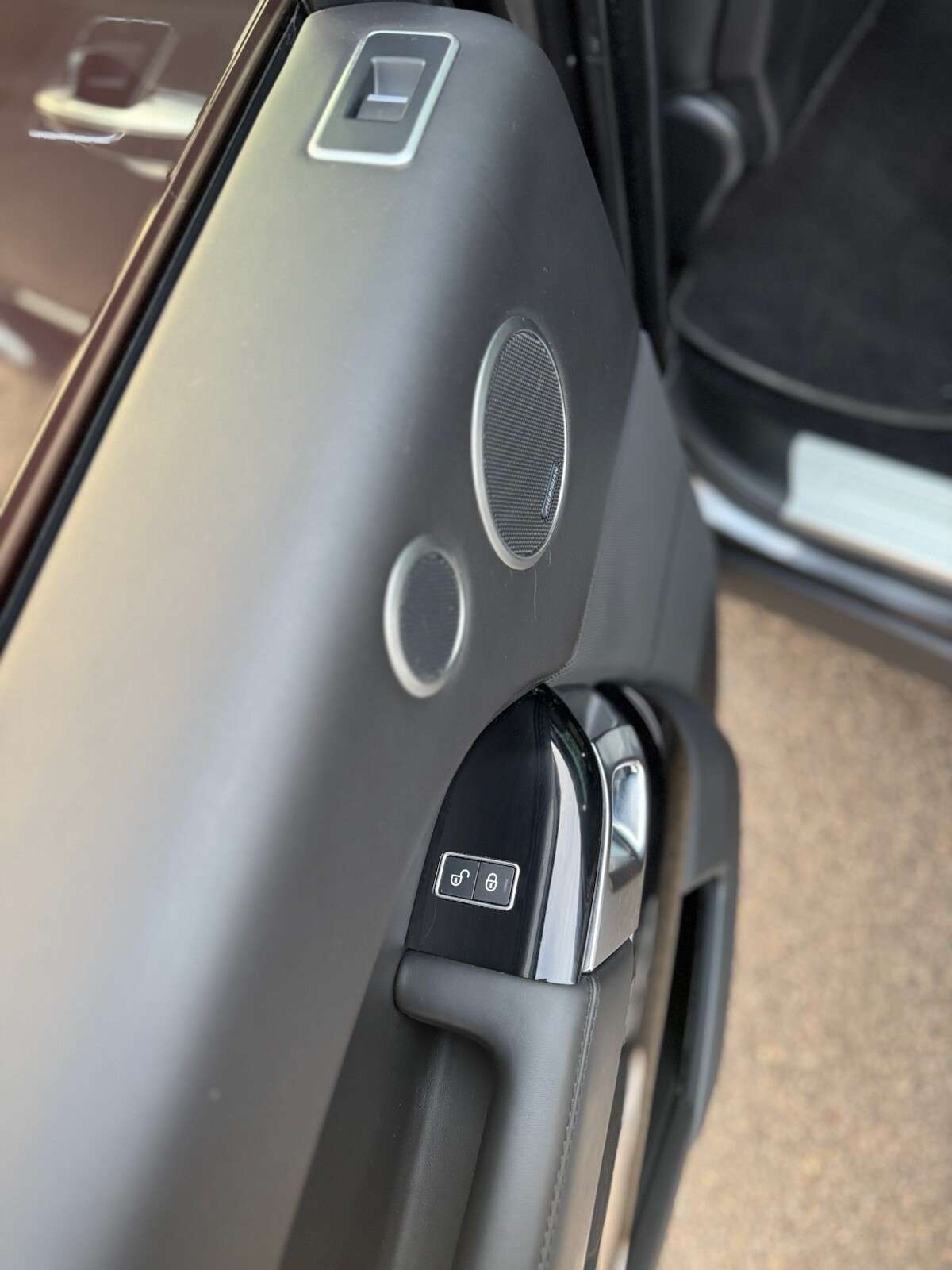 2017 LAND ROVER RANGE ROVER 2017 LAND ROVER RANGE ROVER