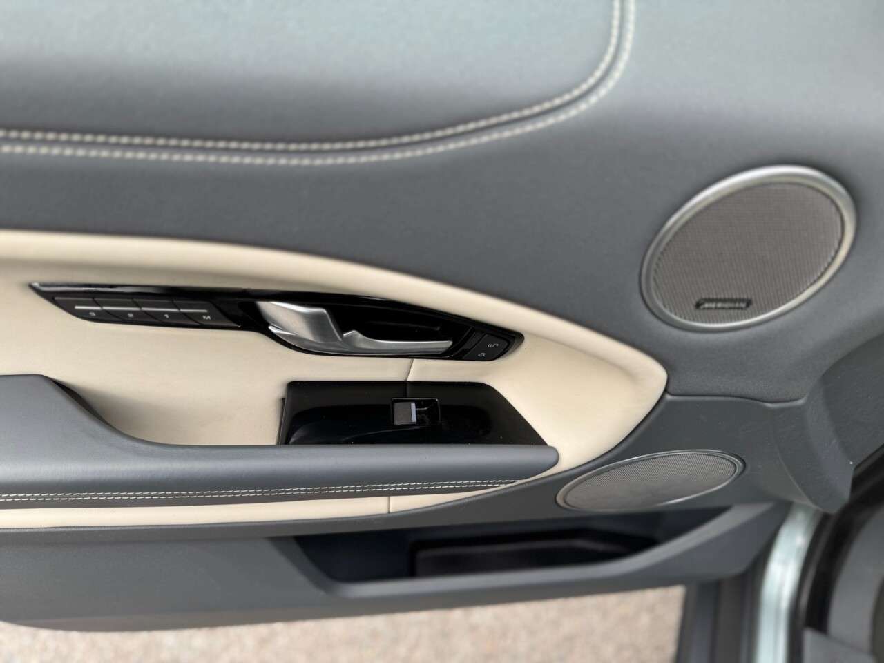 2015 LAND ROVER RANGE ROVER EVOQUE 2015 LAND ROVER RANGE ROVER EVOQUE