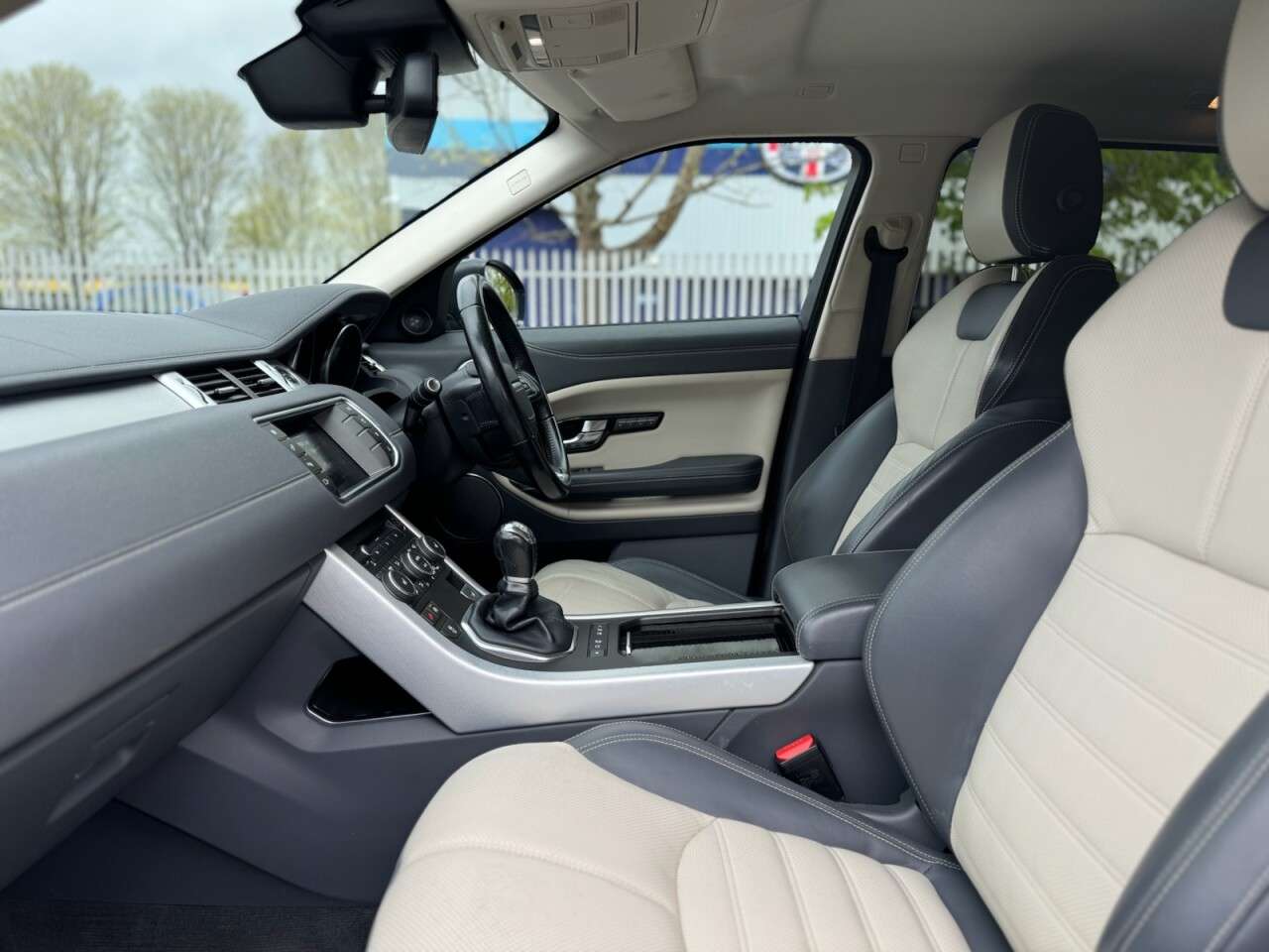 2015 LAND ROVER RANGE ROVER EVOQUE 2015 LAND ROVER RANGE ROVER EVOQUE