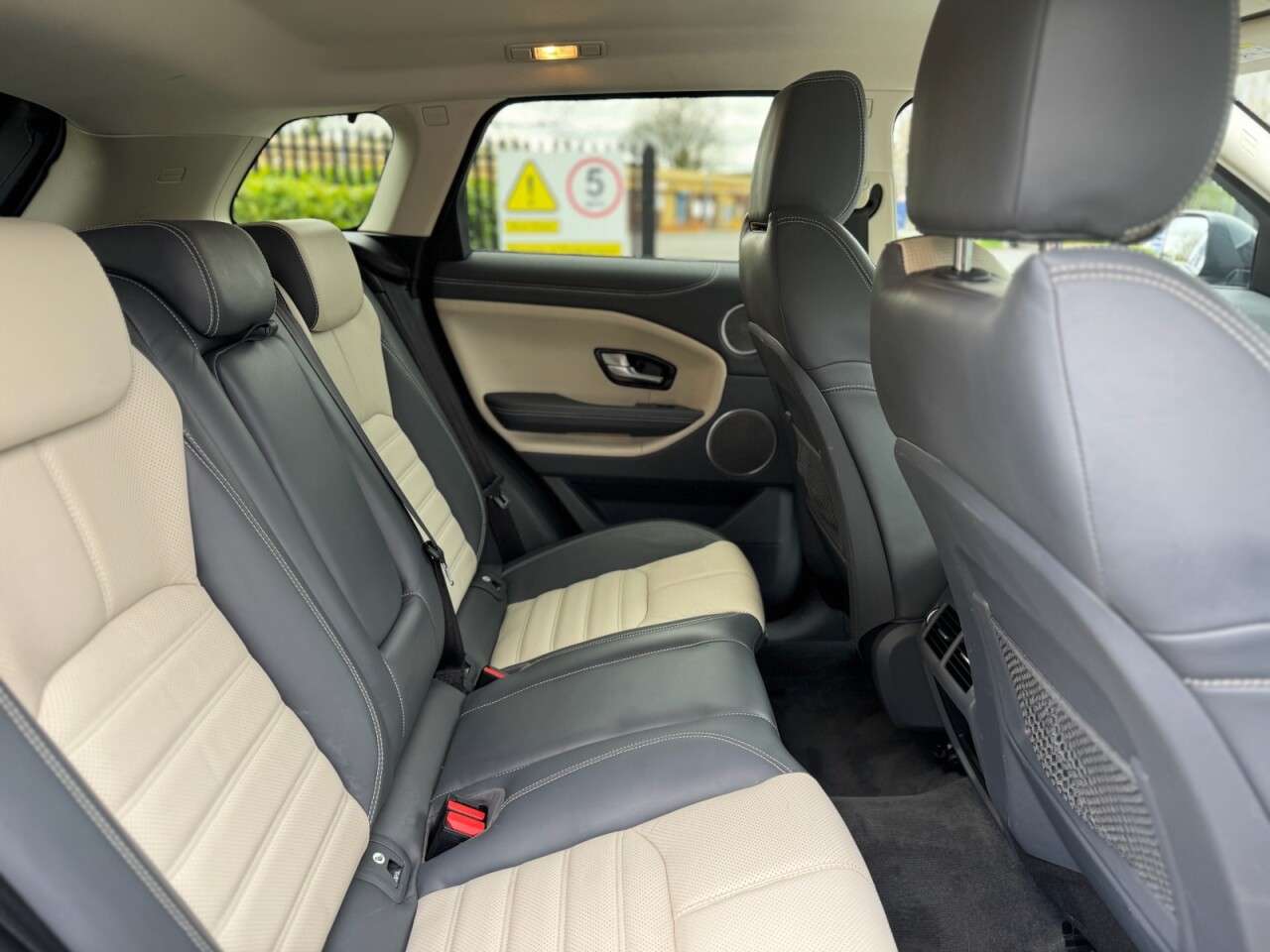 2015 LAND ROVER RANGE ROVER EVOQUE 2015 LAND ROVER RANGE ROVER EVOQUE