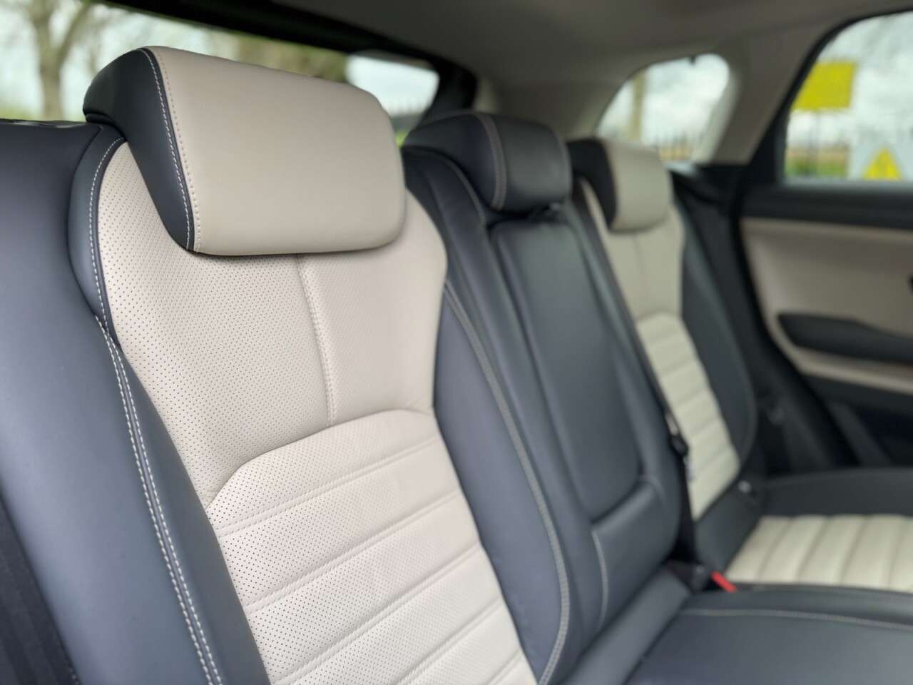 2015 LAND ROVER RANGE ROVER EVOQUE 2015 LAND ROVER RANGE ROVER EVOQUE