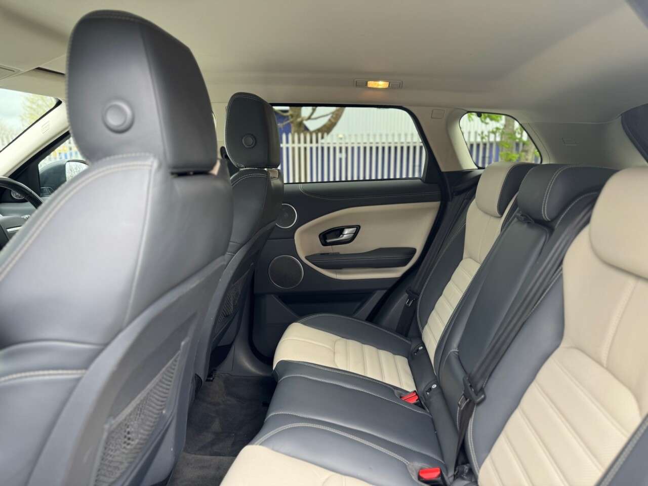 2015 LAND ROVER RANGE ROVER EVOQUE 2015 LAND ROVER RANGE ROVER EVOQUE