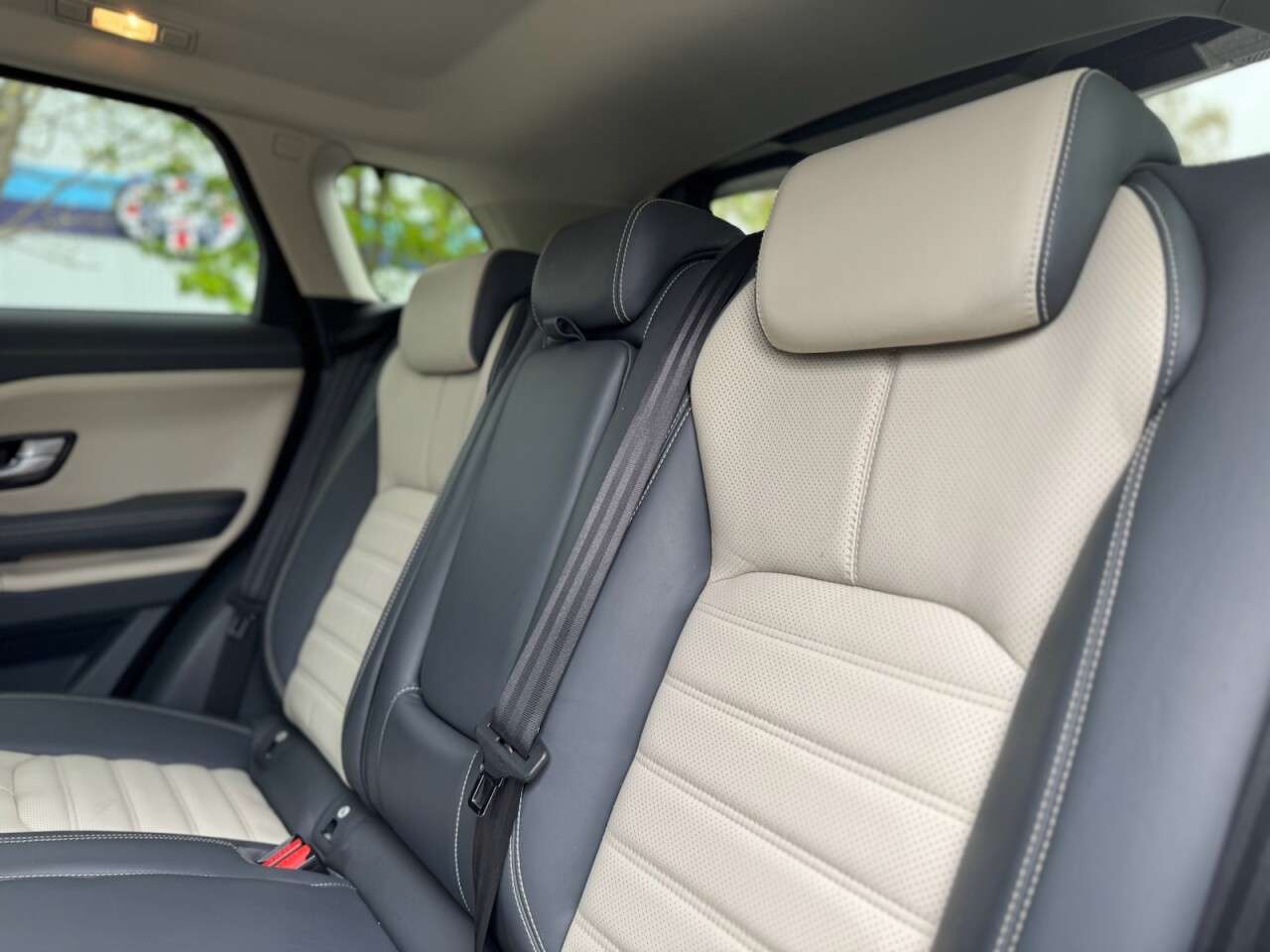 2015 LAND ROVER RANGE ROVER EVOQUE 2015 LAND ROVER RANGE ROVER EVOQUE