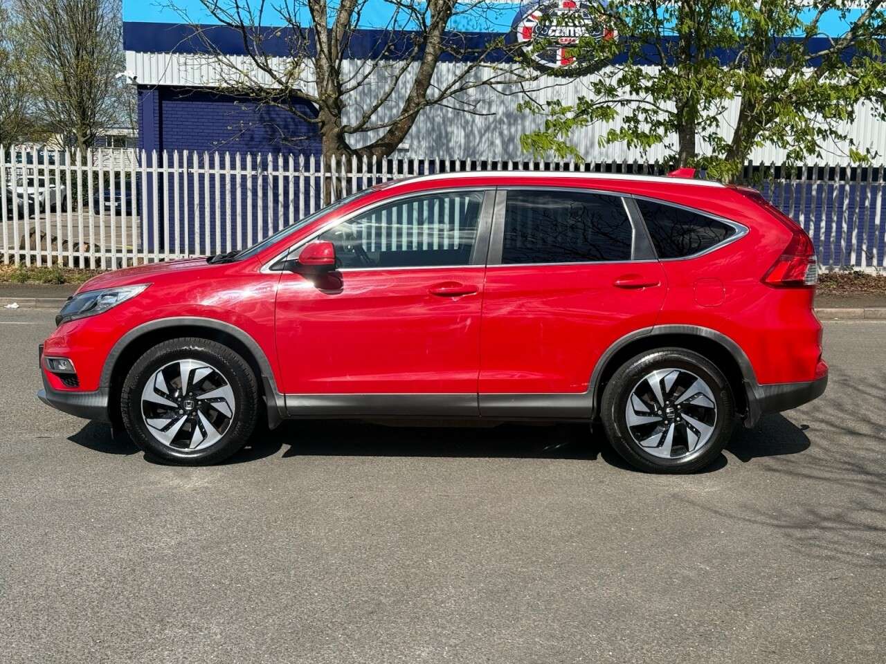 A 2017 HONDA CR-V 1.6 i-DTEC SR SUV 5dr Diesel Manual 4WD Euro 6 (s/s) (160 ps) ULEZ+FSH+2FRO A 2017 HONDA CR-V 1.6 i-DTEC SR SUV 5dr Diesel Manual 4WD Euro 6 (s/s) (160 ps) ULEZ+FSH+2FRO
