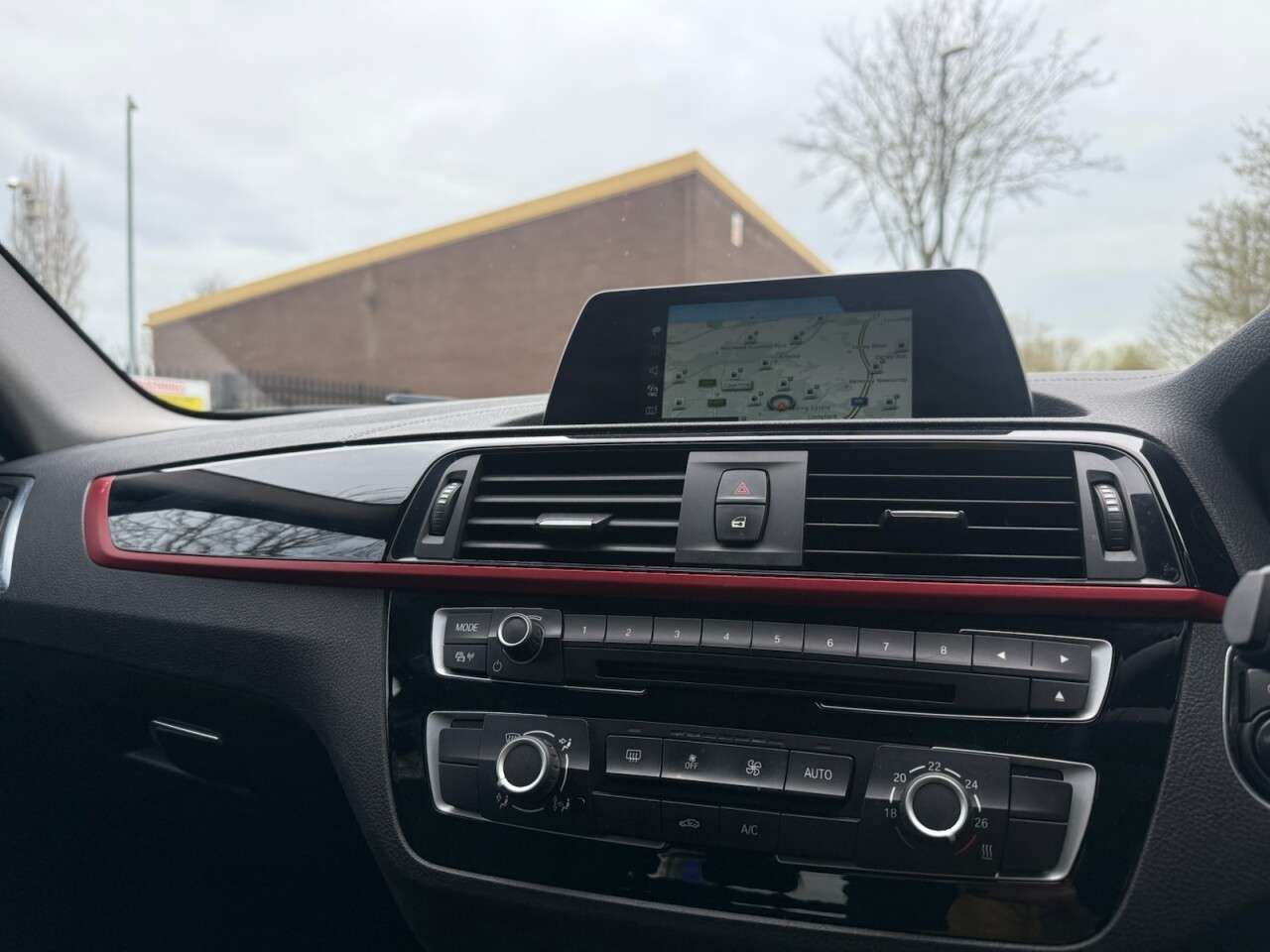 2017 BMW 1 SERIES 2017 BMW 1 SERIES