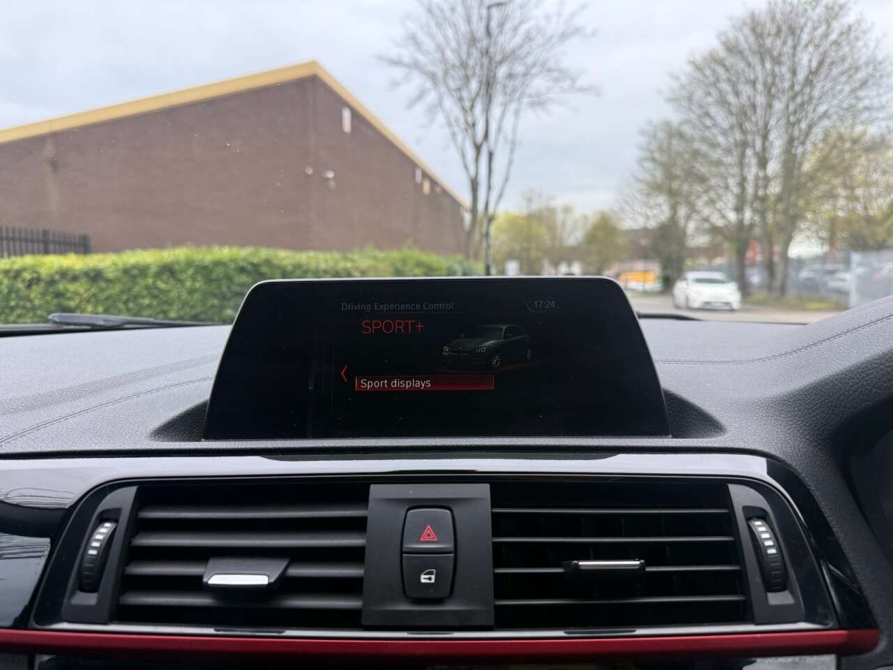 2017 BMW 1 SERIES 2017 BMW 1 SERIES