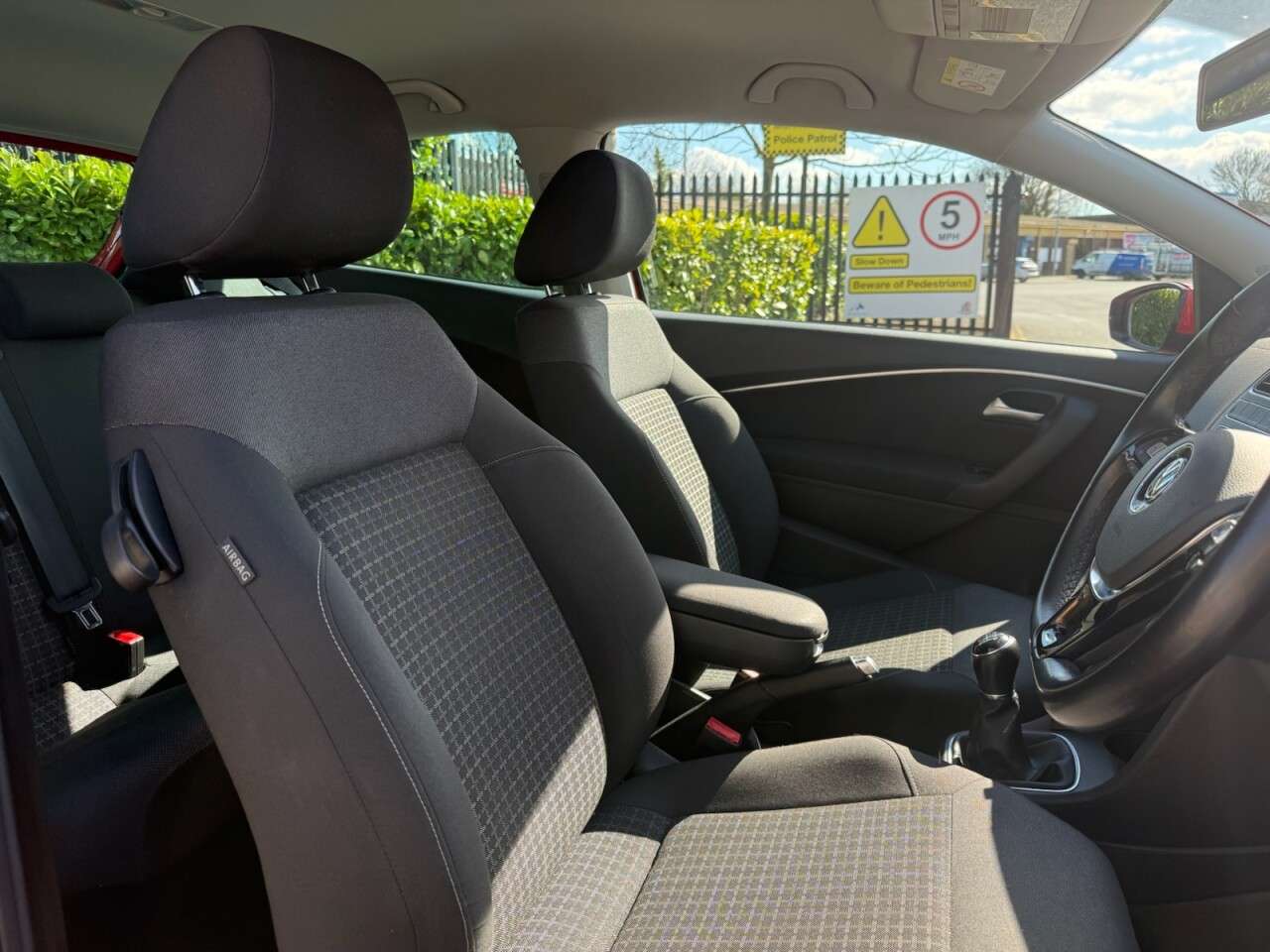 2015 VOLKSWAGEN POLO 2015 VOLKSWAGEN POLO