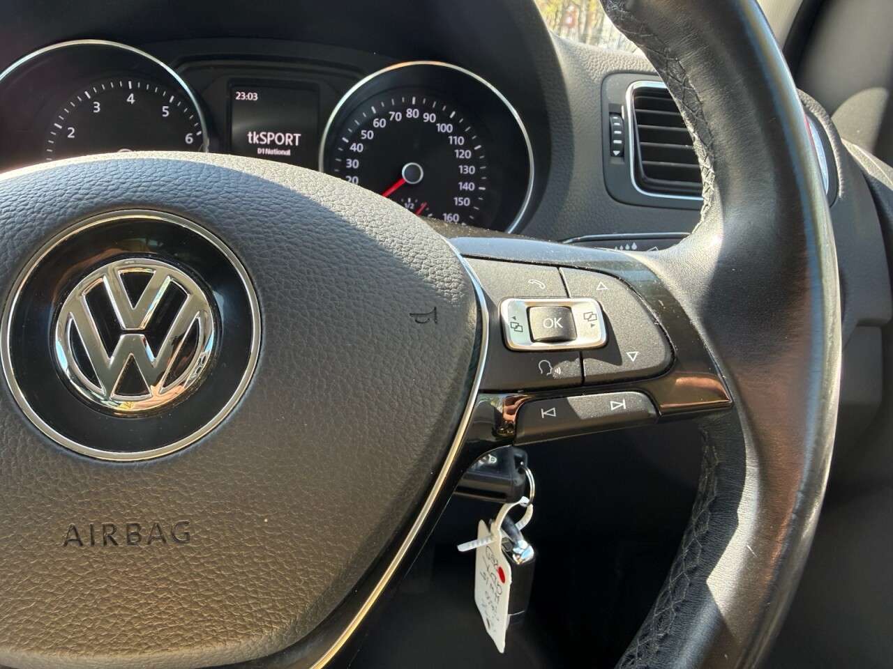 2015 VOLKSWAGEN POLO 2015 VOLKSWAGEN POLO