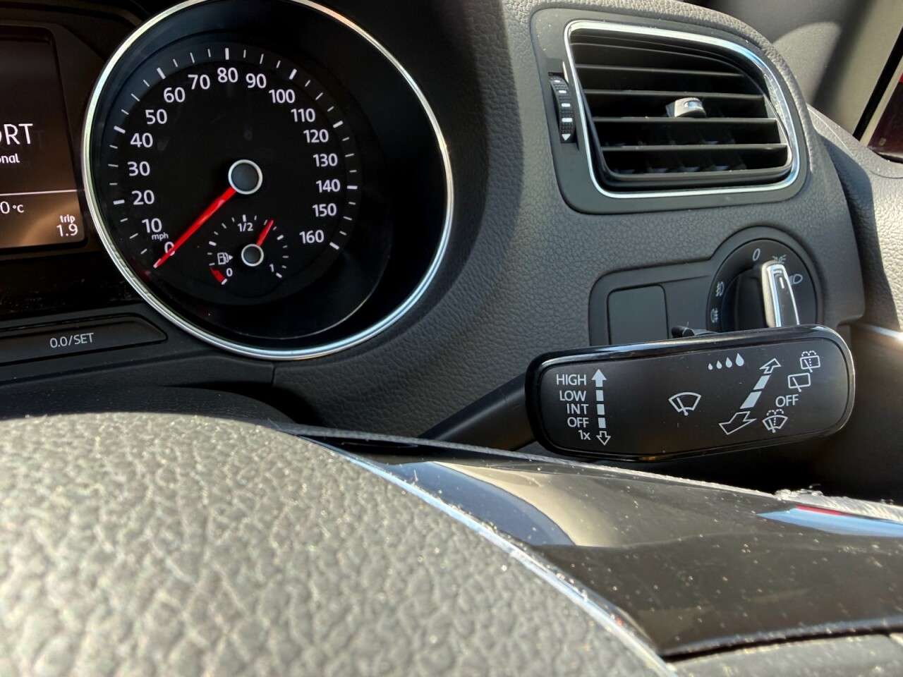 2015 VOLKSWAGEN POLO 2015 VOLKSWAGEN POLO