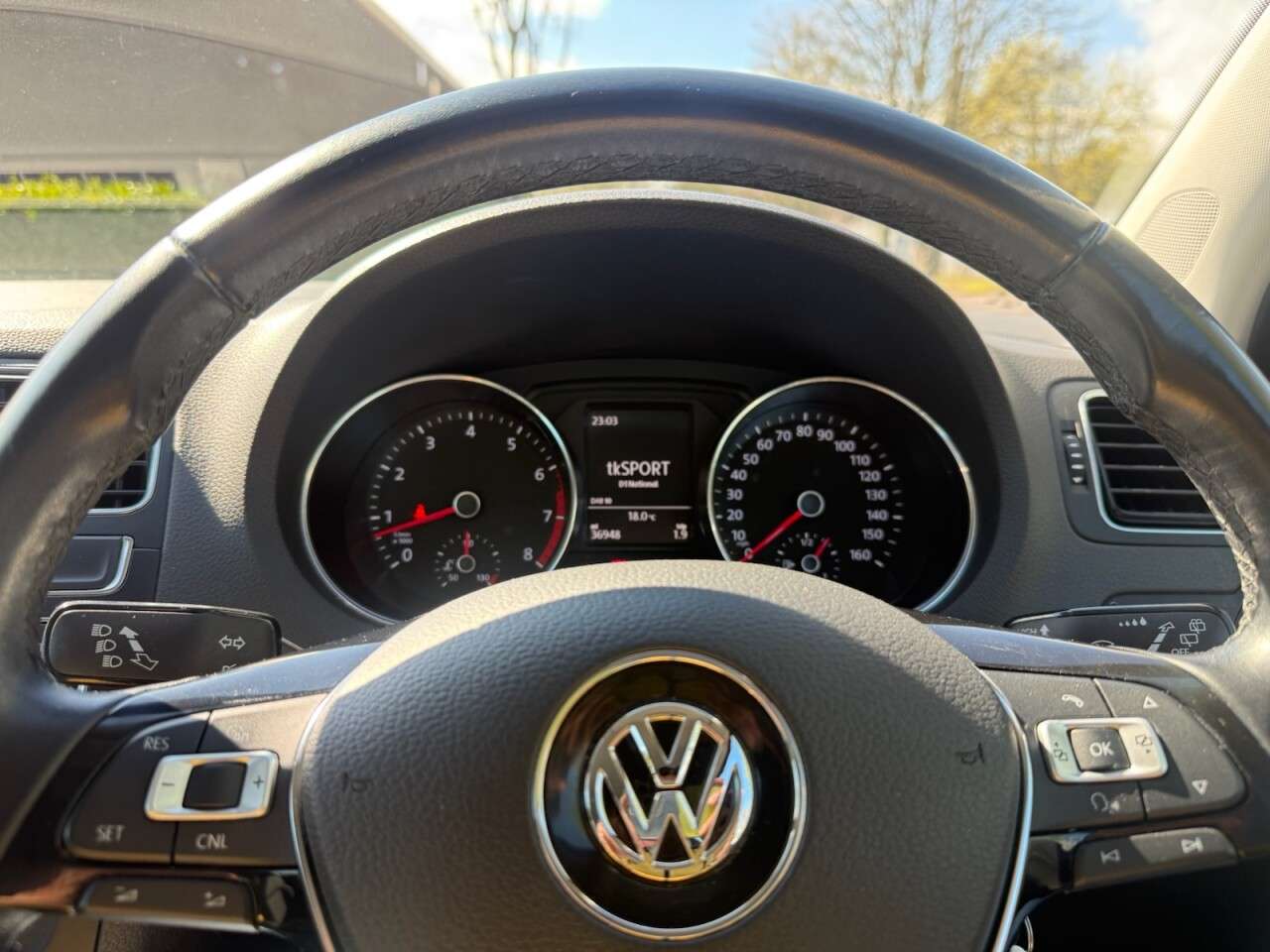 2015 VOLKSWAGEN POLO 2015 VOLKSWAGEN POLO