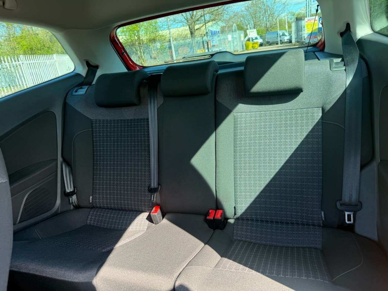 2015 VOLKSWAGEN POLO 2015 VOLKSWAGEN POLO