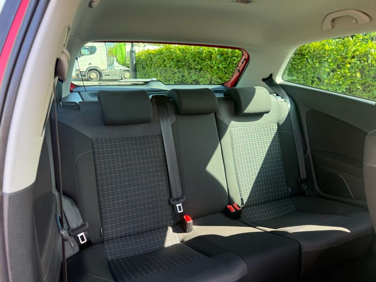 2015 VOLKSWAGEN POLO 2015 VOLKSWAGEN POLO