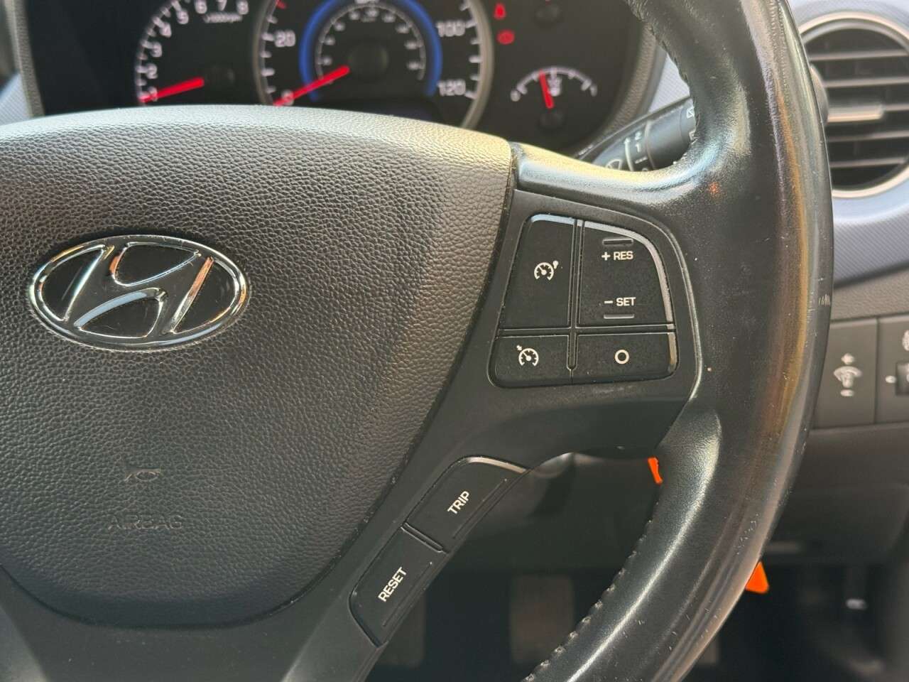 2014 HYUNDAI I10 2014 HYUNDAI I10