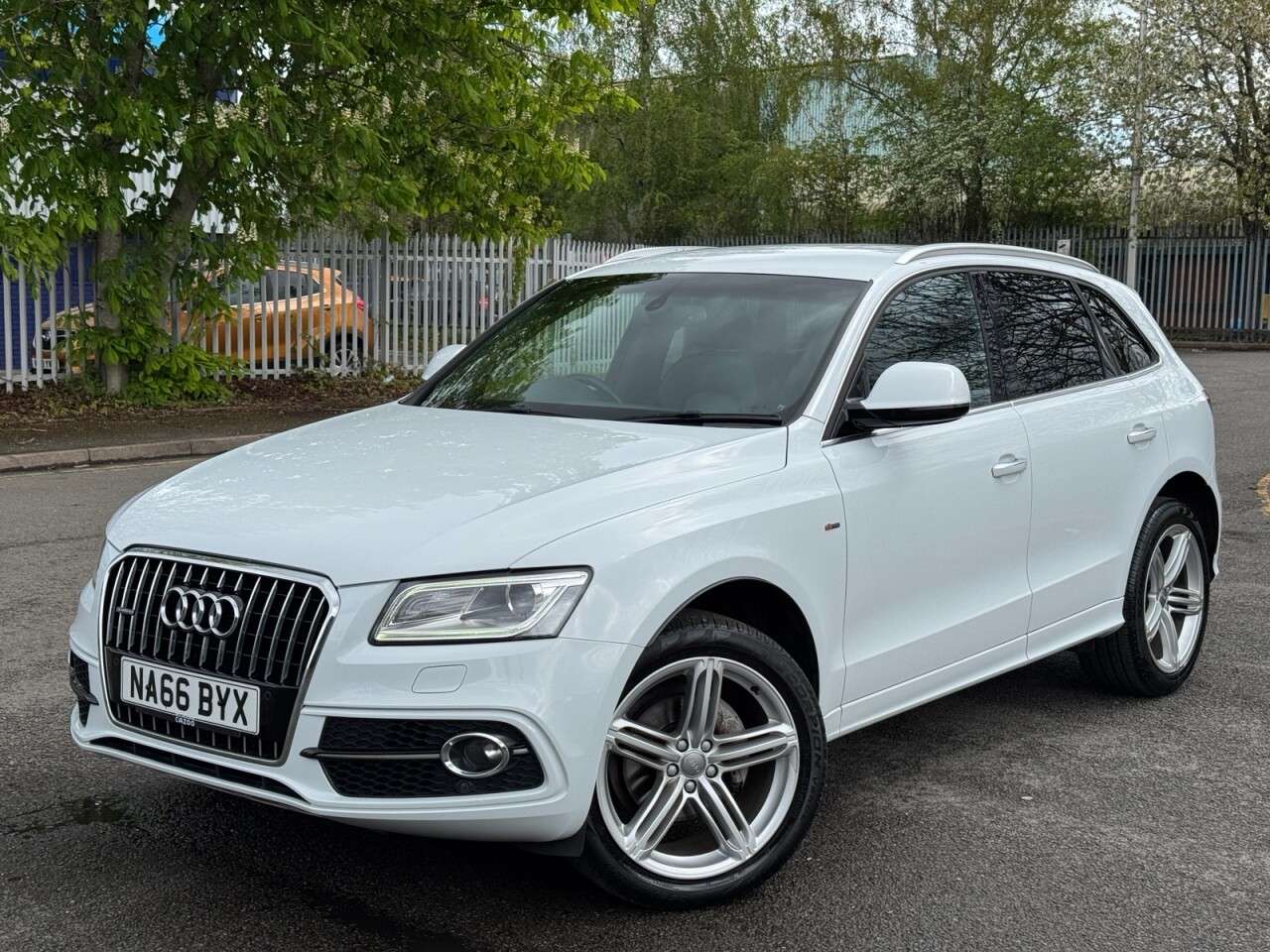 A 2016 AUDI Q5 TDI QUATTRO S LINE PLUS A 2016 AUDI Q5 TDI QUATTRO S LINE PLUS