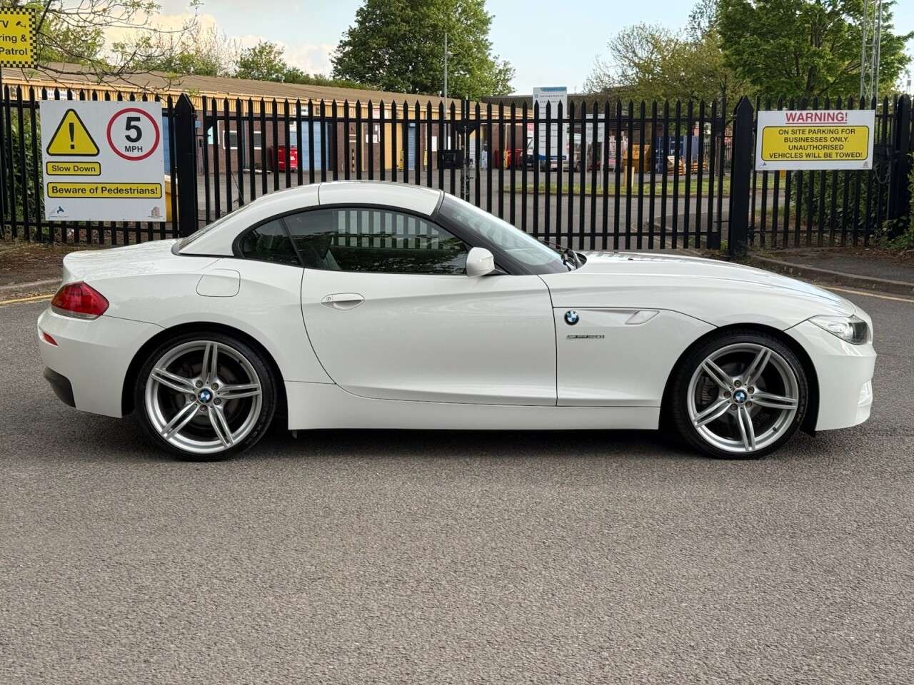 2013 BMW Z4 2013 BMW Z4