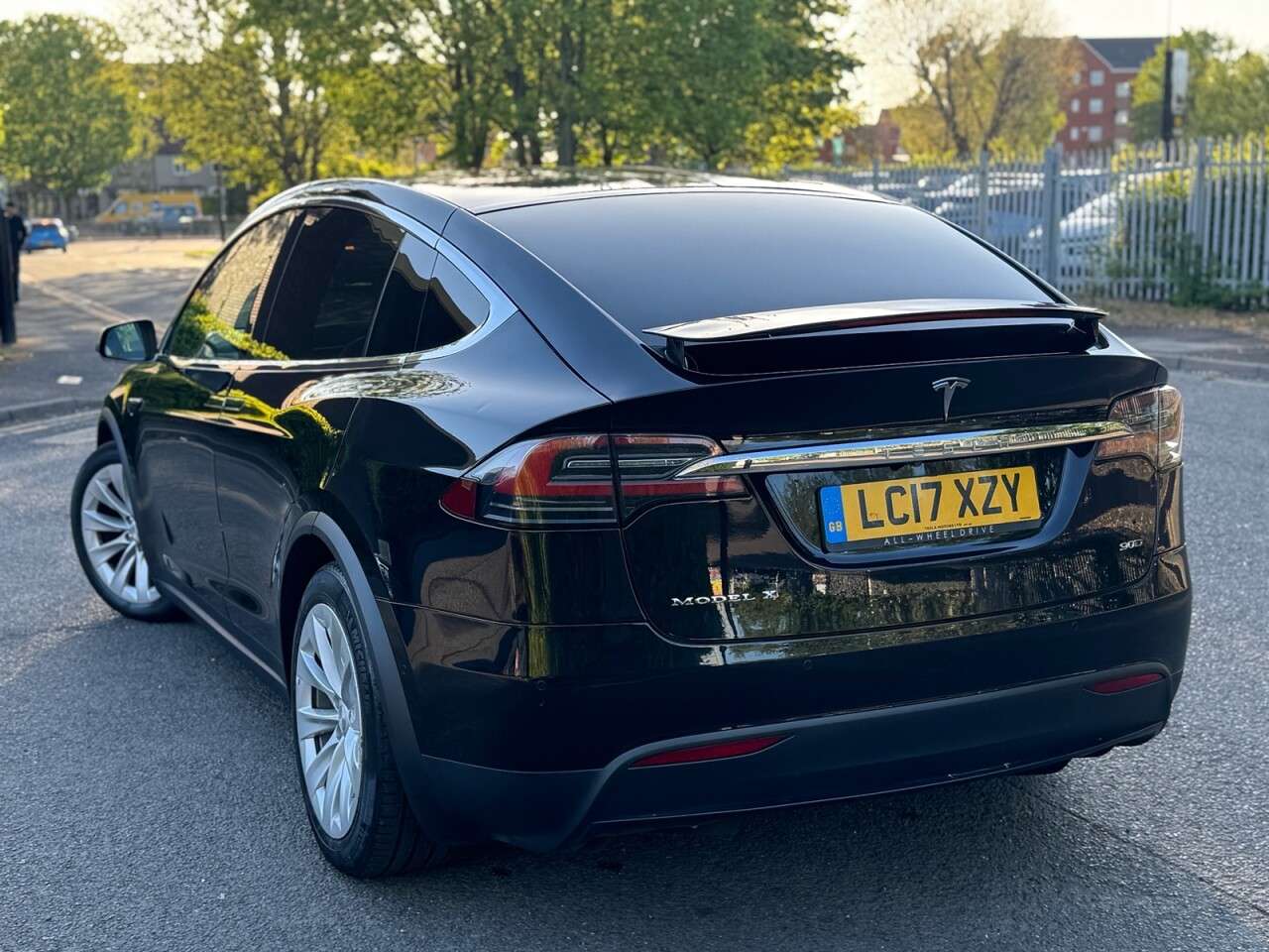 2017 TESLA MODEL X 2017 TESLA MODEL X