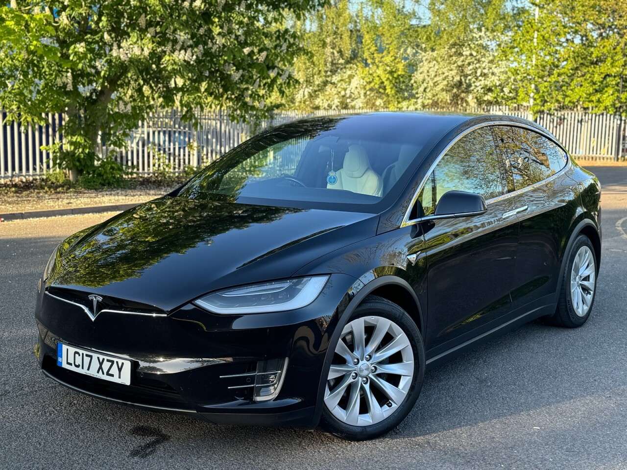 2017 TESLA MODEL X 2017 TESLA MODEL X