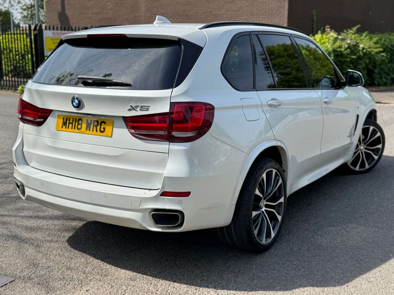 A 2018 BMW X5 3.0 30d M Sport SUV 5dr Diesel Auto xDrive Euro 6 (s/s) (258 ps) A 2018 BMW X5 3.0 30d M Sport SUV 5dr Diesel Auto xDrive Euro 6 (s/s) (258 ps)