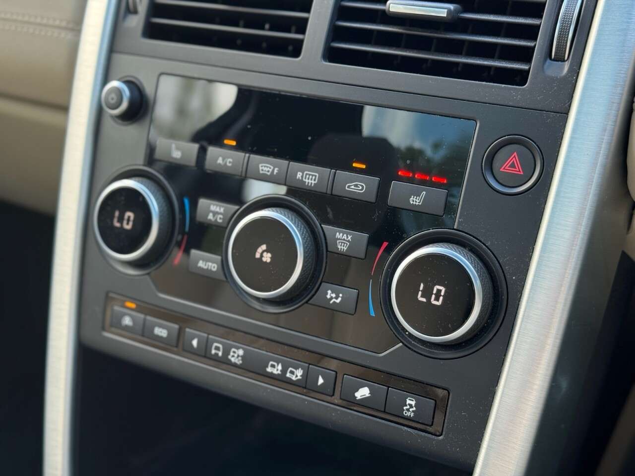 2015 LAND ROVER DISCOVERY SPORT 2015 LAND ROVER DISCOVERY SPORT