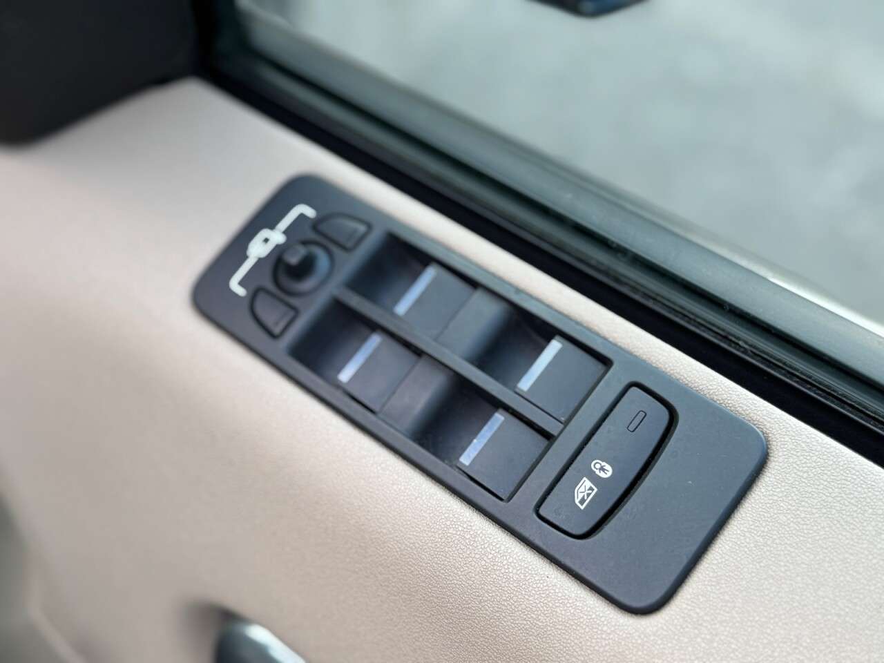 2015 LAND ROVER DISCOVERY SPORT 2015 LAND ROVER DISCOVERY SPORT