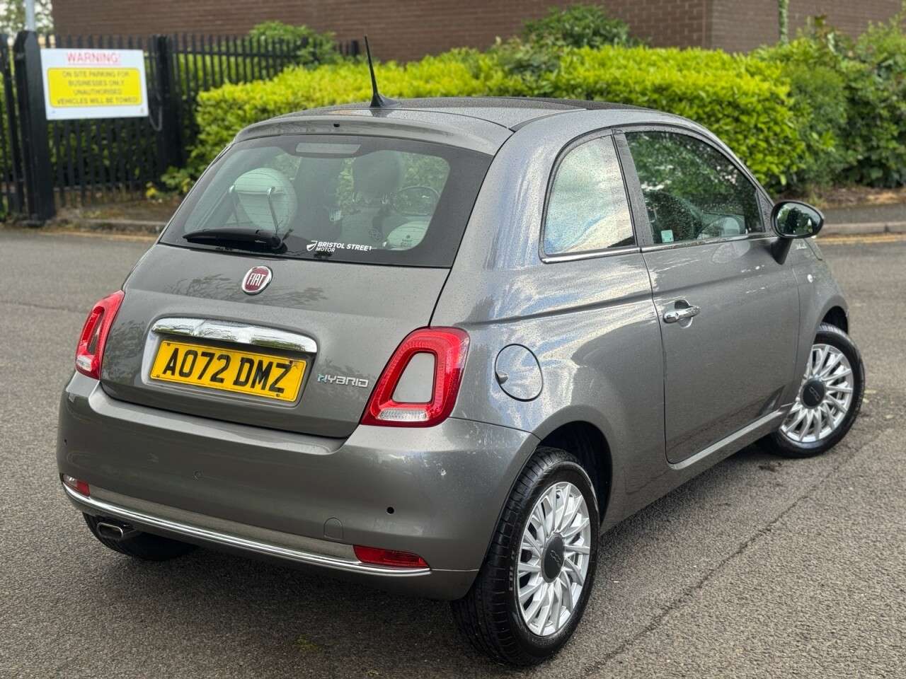 A 2022 FIAT 500 1.0 MHEV Dolcevita Hatchback 3dr Petrol Manual Euro 6 (s/s) (70 bhp) A 2022 FIAT 500 1.0 MHEV Dolcevita Hatchback 3dr Petrol Manual Euro 6 (s/s) (70 bhp)