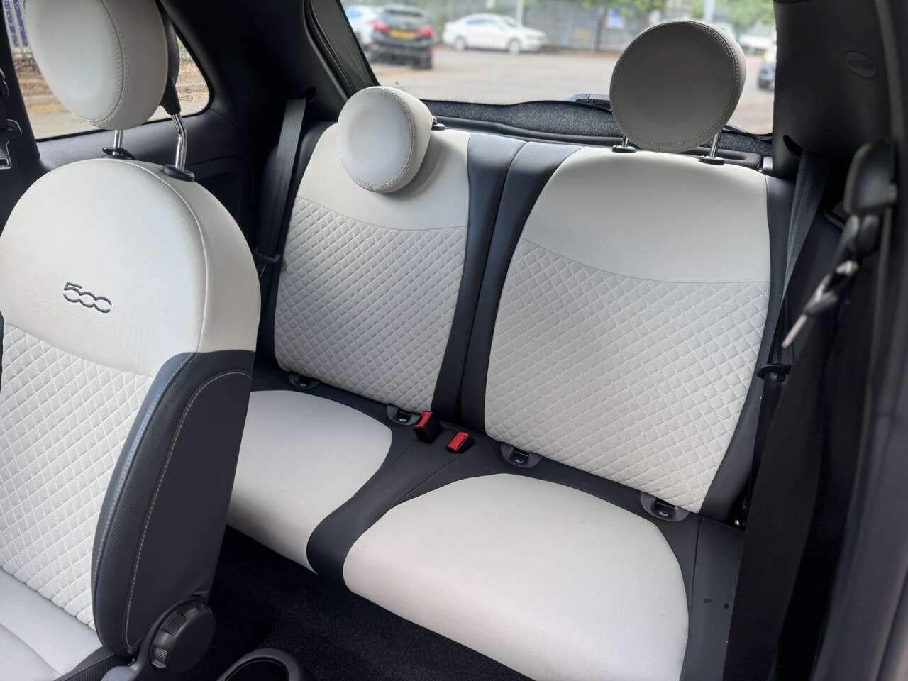 2022 FIAT 500 2022 FIAT 500