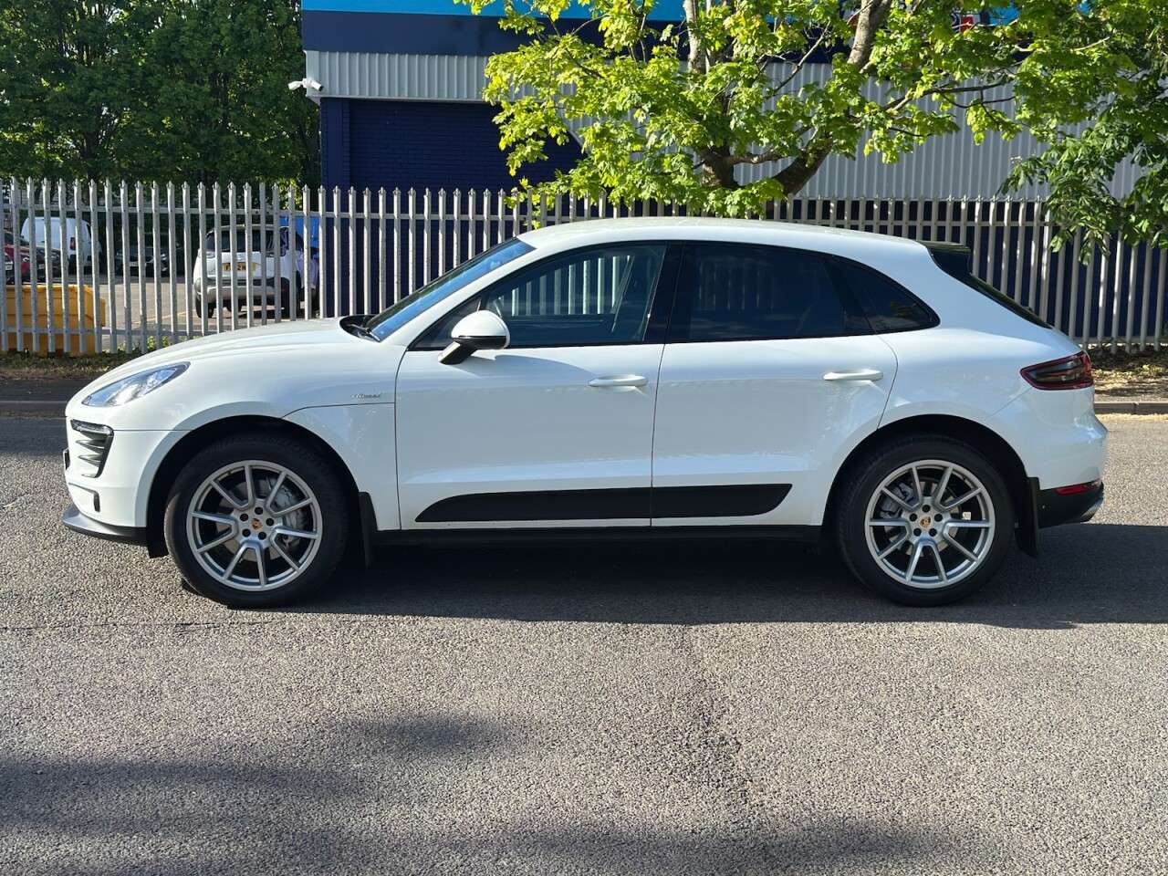 2016 PORSCHE MACAN 2016 PORSCHE MACAN
