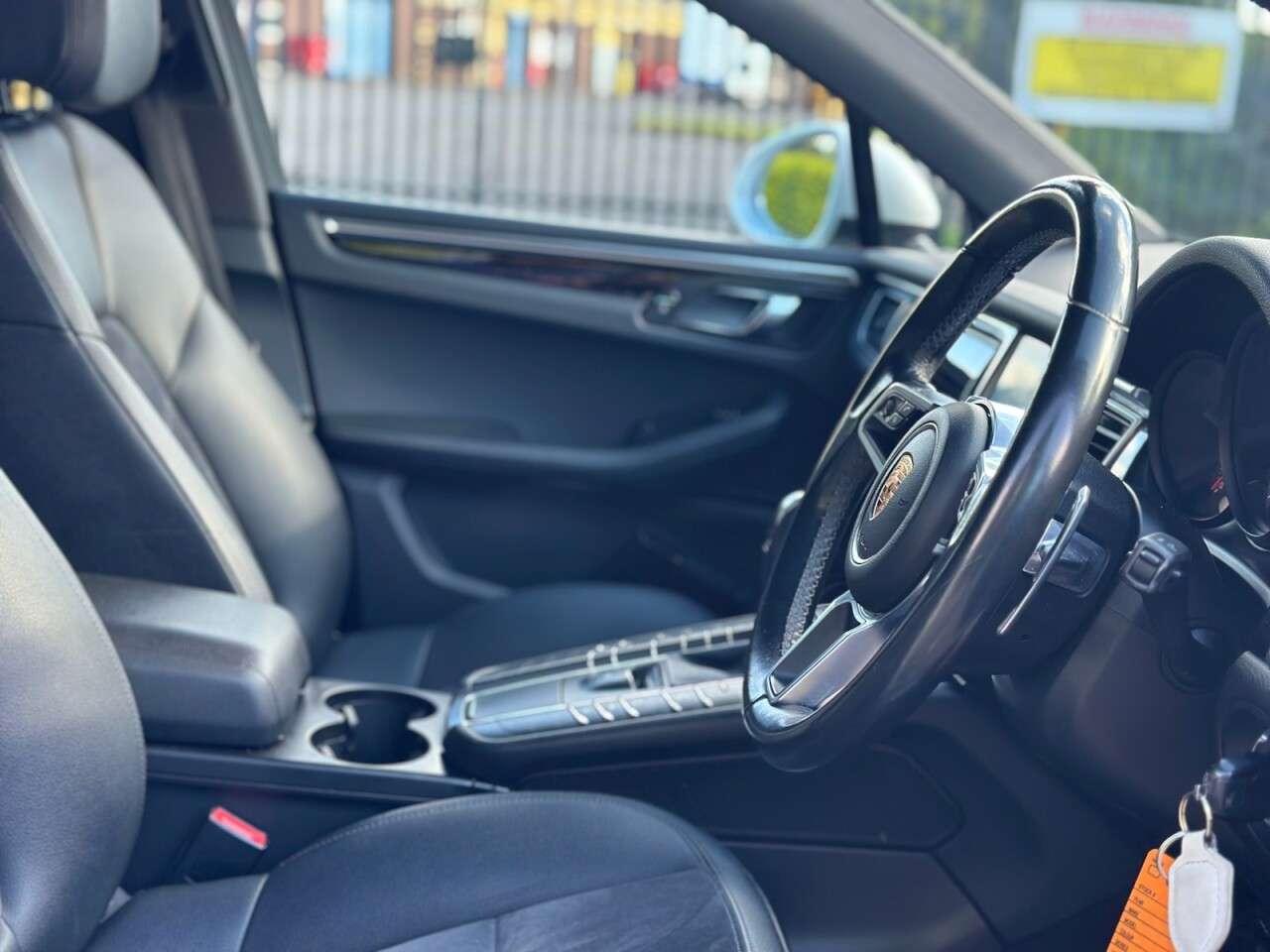 2016 PORSCHE MACAN 2016 PORSCHE MACAN