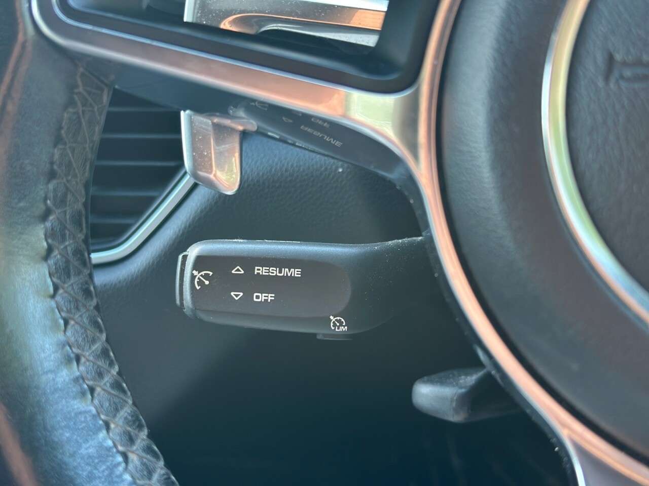 2016 PORSCHE MACAN 2016 PORSCHE MACAN