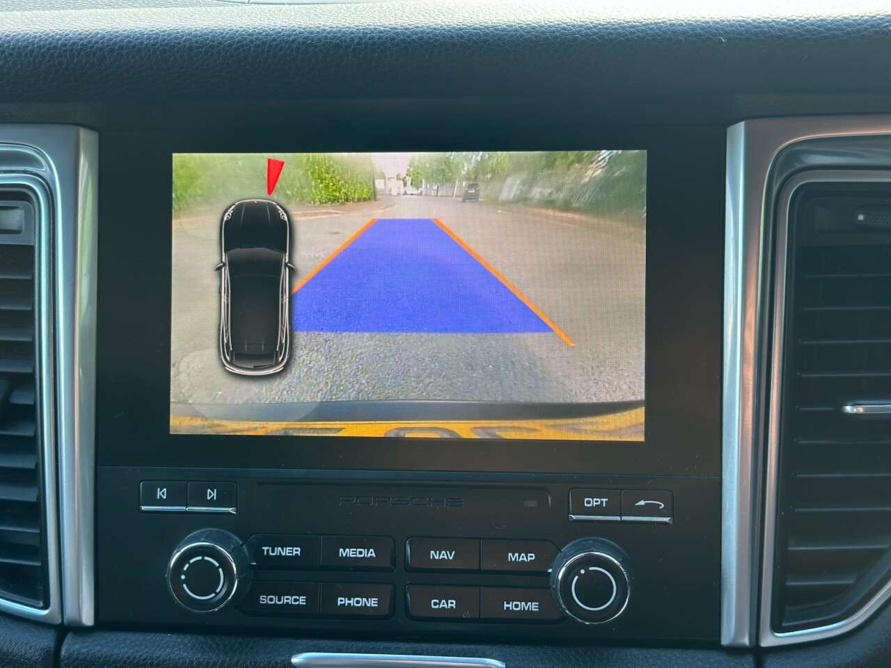 2016 PORSCHE MACAN 2016 PORSCHE MACAN