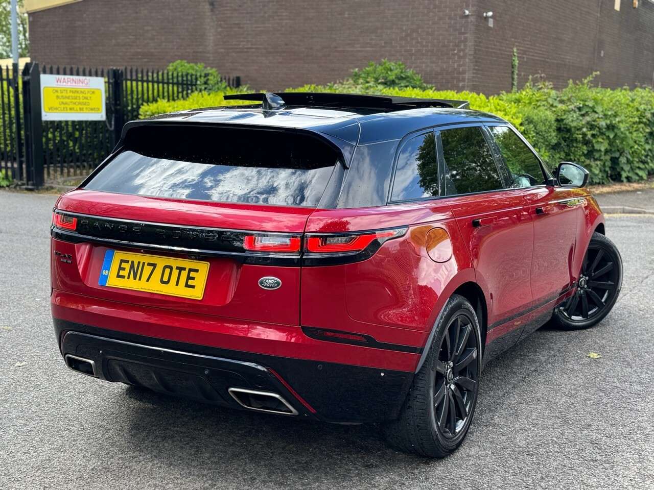 2017 LAND ROVER RANGE ROVER VELAR 2017 LAND ROVER RANGE ROVER VELAR