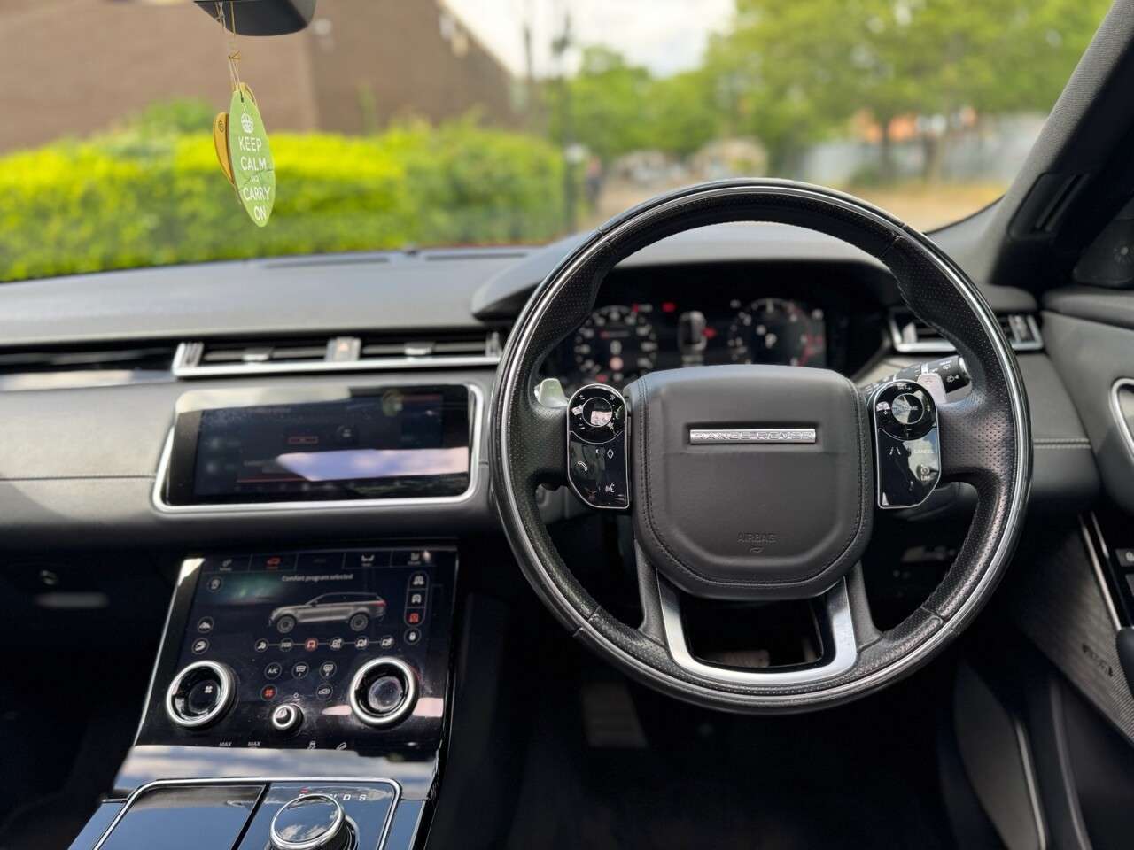 2017 LAND ROVER RANGE ROVER VELAR 2017 LAND ROVER RANGE ROVER VELAR