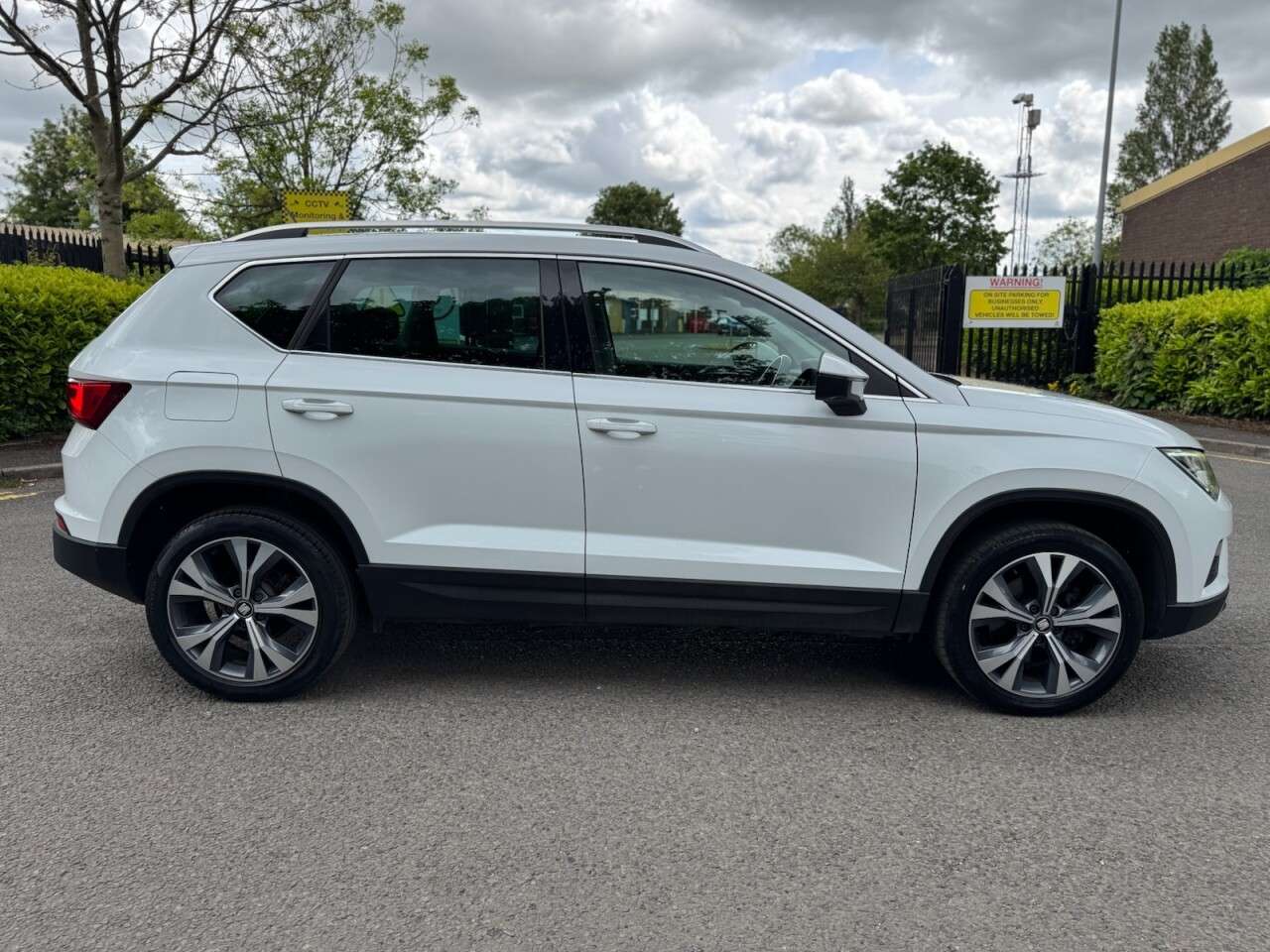A 2017 SEAT ATECA 1.0 TSI Ecomotive SE Technology SUV 5dr Petrol Manual Euro 6 (s/s) (115 ps) A 2017 SEAT ATECA 1.0 TSI Ecomotive SE Technology SUV 5dr Petrol Manual Euro 6 (s/s) (115 ps)