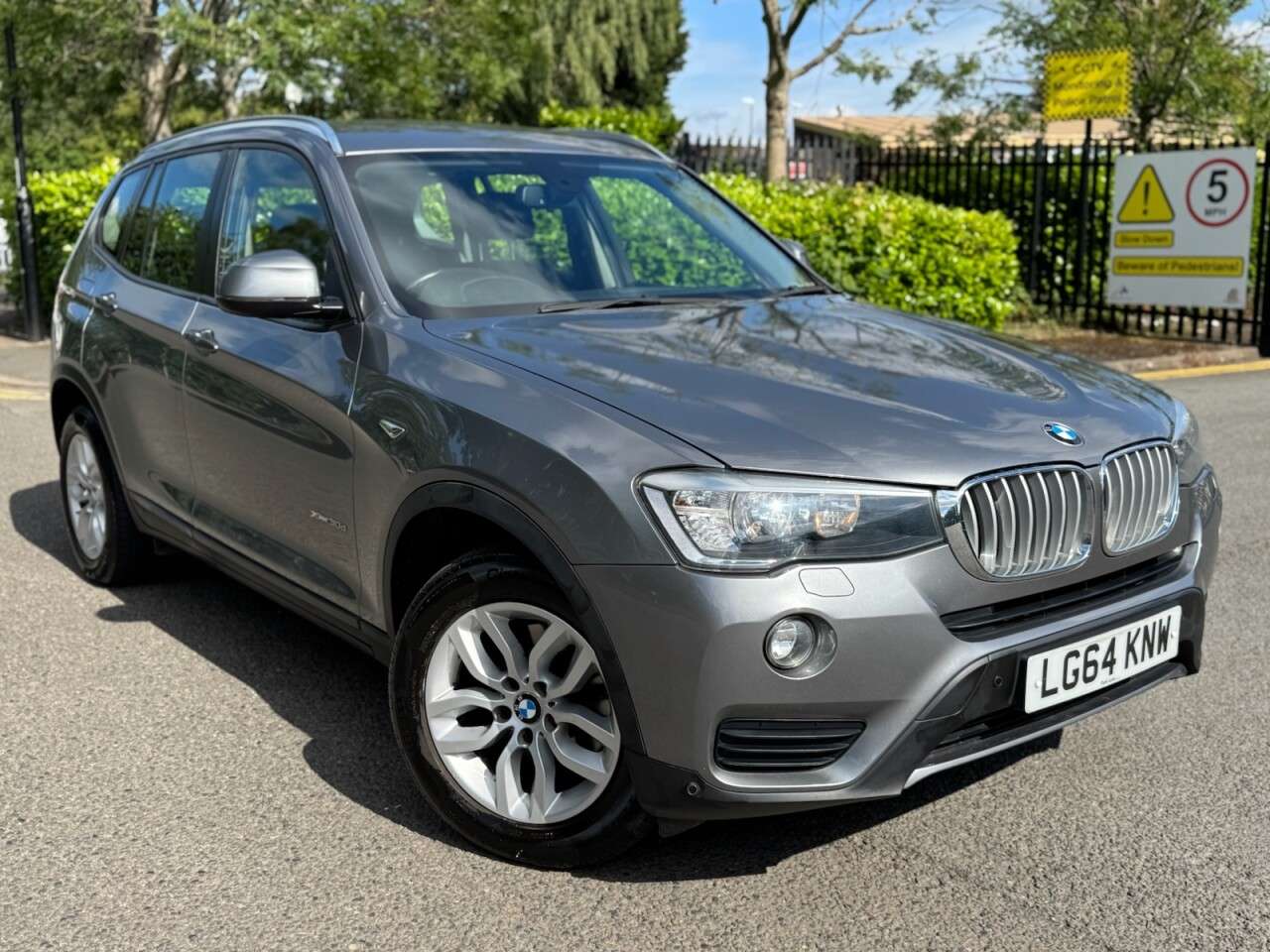 A 2014 BMW X3 3.0 30d SE SUV 5dr Diesel Auto xDrive Euro 6 (s/s) (258 ps) ULEZ+1FO+SH+LTH A 2014 BMW X3 3.0 30d SE SUV 5dr Diesel Auto xDrive Euro 6 (s/s) (258 ps) ULEZ+1FO+SH+LTH