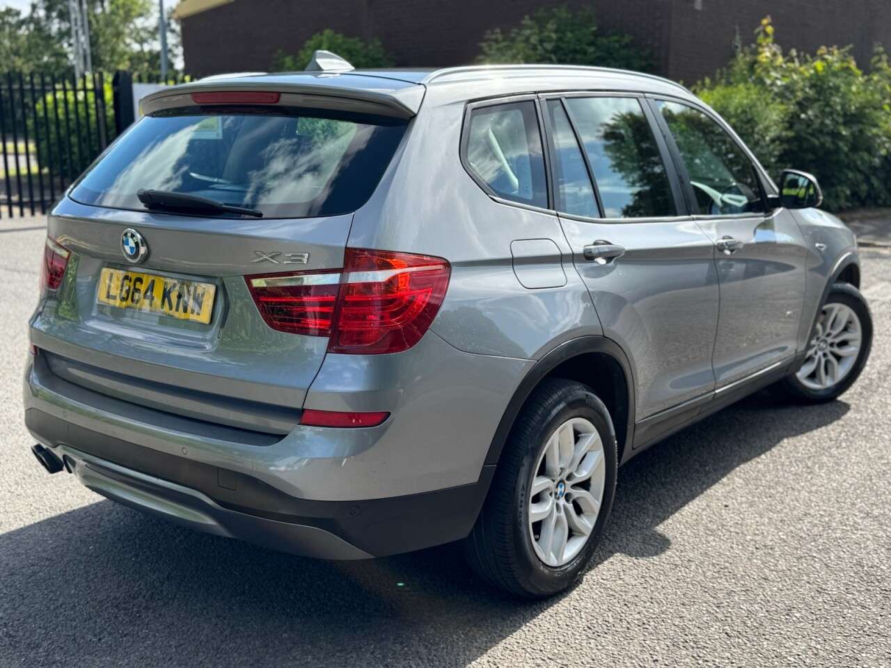 A 2014 BMW X3 3.0 30d SE SUV 5dr Diesel Auto xDrive Euro 6 (s/s) (258 ps) ULEZ+1FO+SH+LTH A 2014 BMW X3 3.0 30d SE SUV 5dr Diesel Auto xDrive Euro 6 (s/s) (258 ps) ULEZ+1FO+SH+LTH