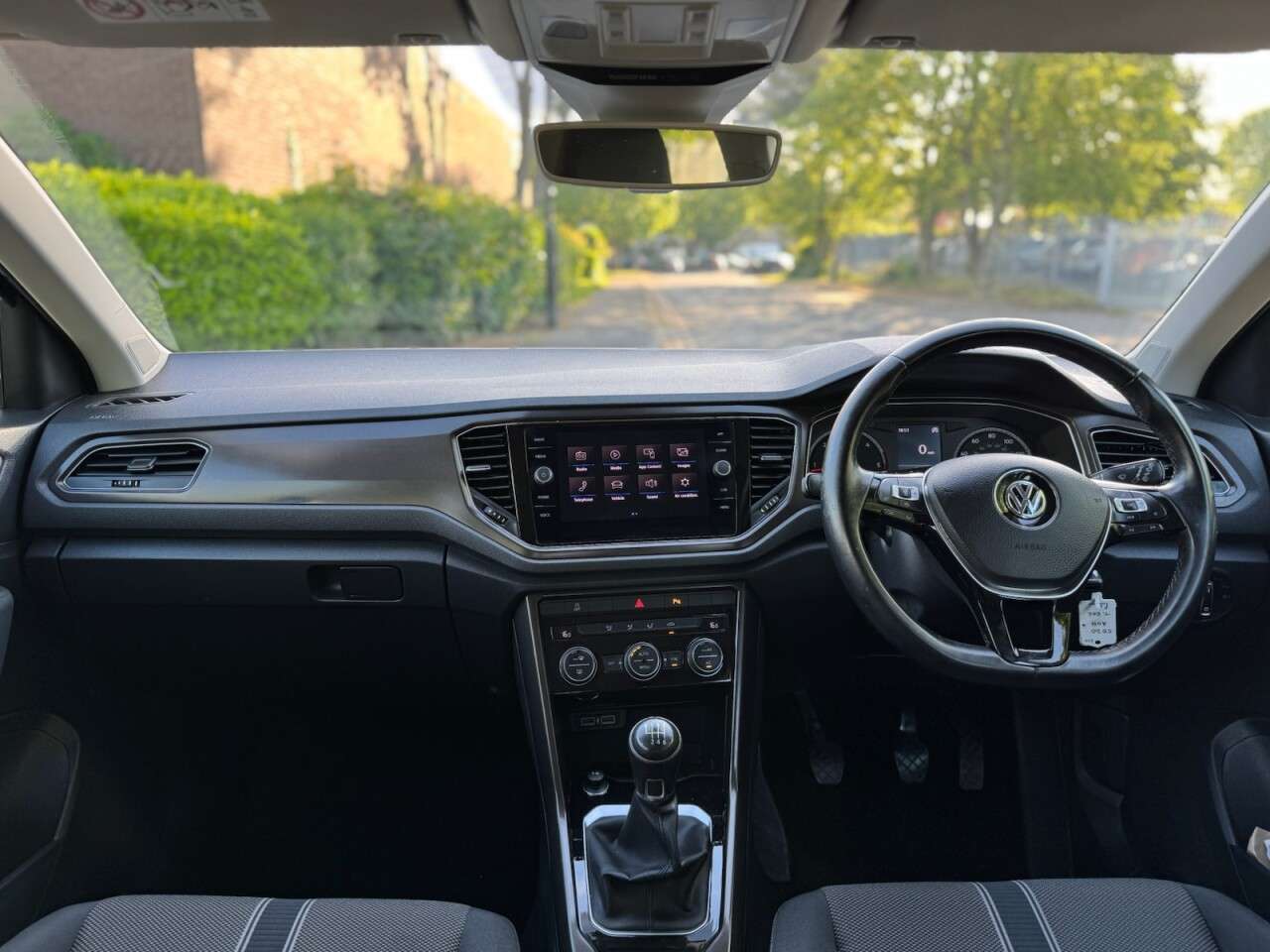 2020 VOLKSWAGEN T-ROC 2020 VOLKSWAGEN T-ROC